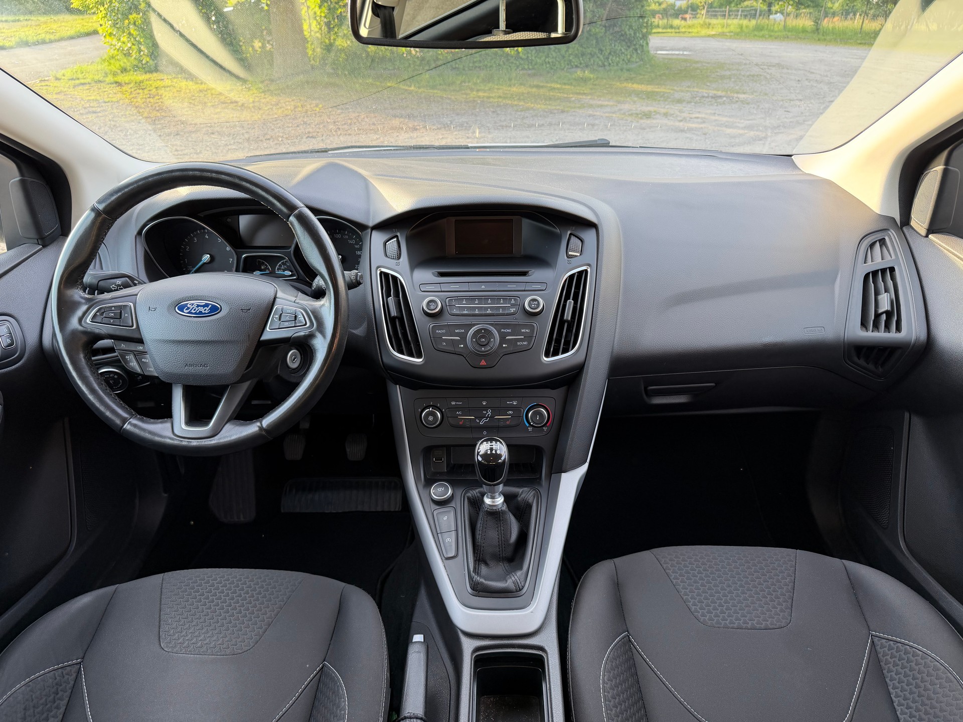 FORD Focus 1.0 SCTi Trend-image-8