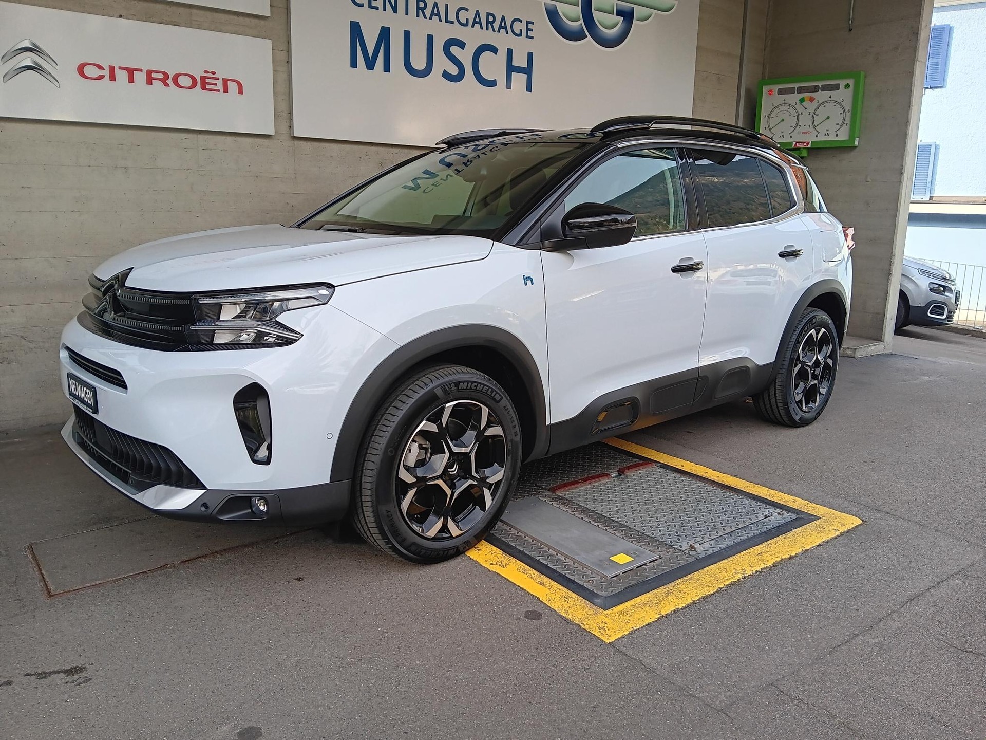CITROEN C5 Aircross 1.6 PHEV Max-showroom-element-1