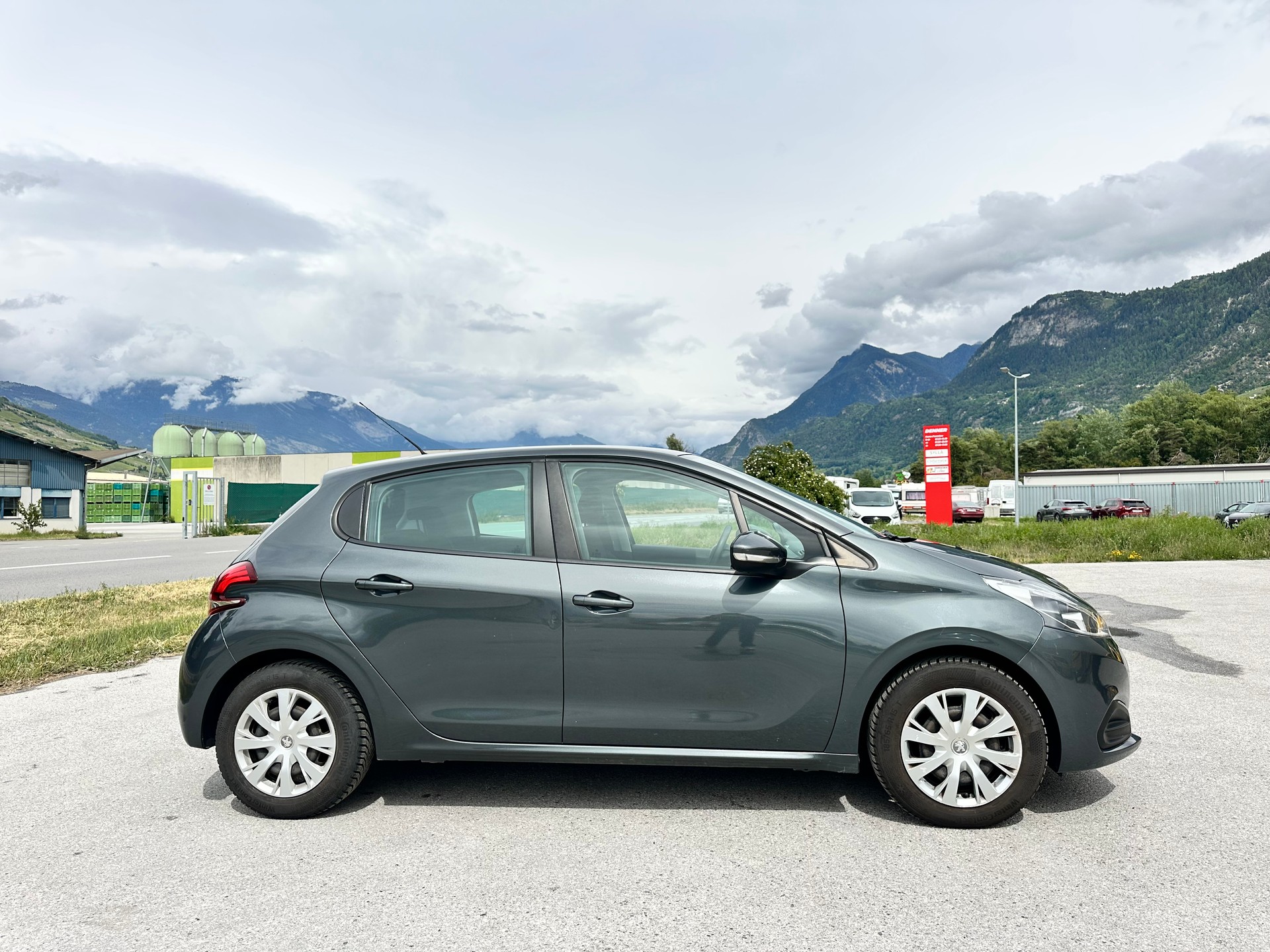 PEUGEOT 208 1.2 PureTech Active-image-4
