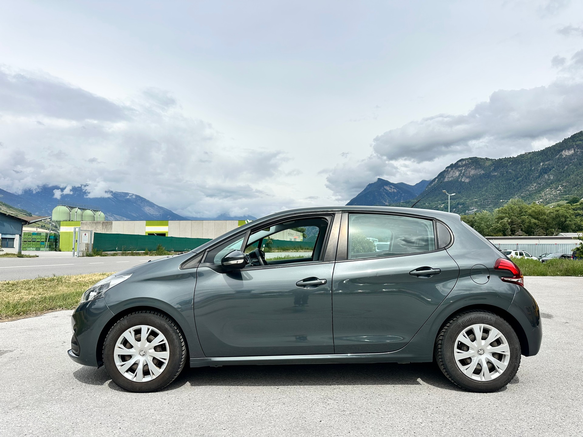 PEUGEOT 208 1.2 PureTech Active-image-3