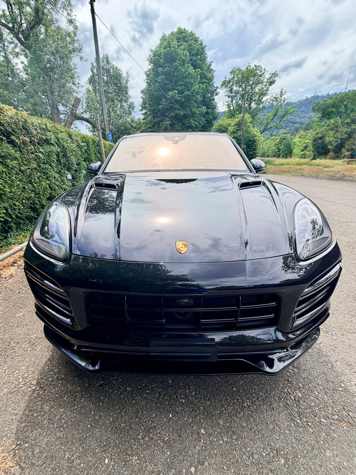 PORSCHE 4.0 V8 Turbo S E-Hybrid Coupé-image-4