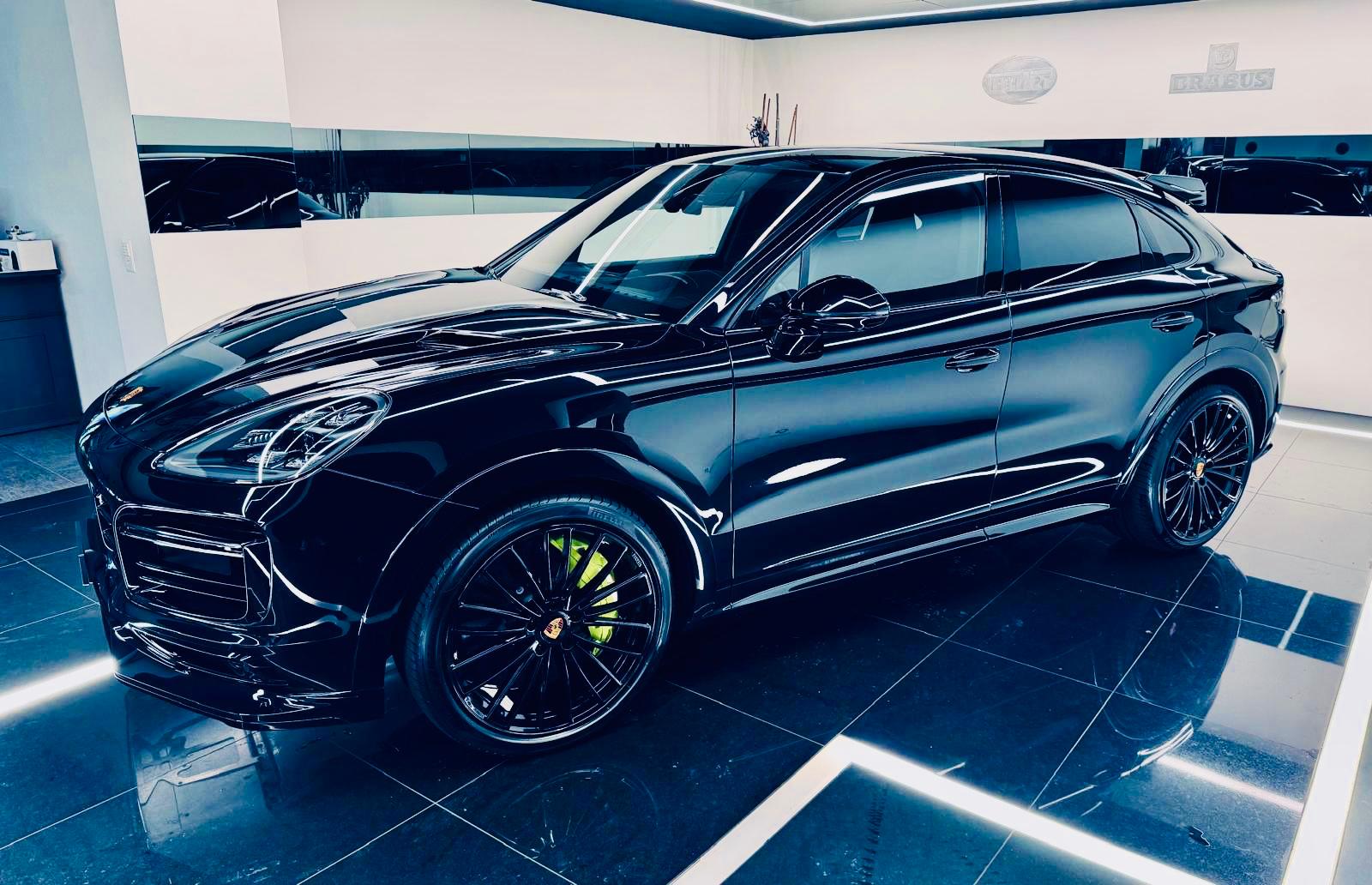 PORSCHE 4.0 V8 Turbo S E-Hybrid Coupé