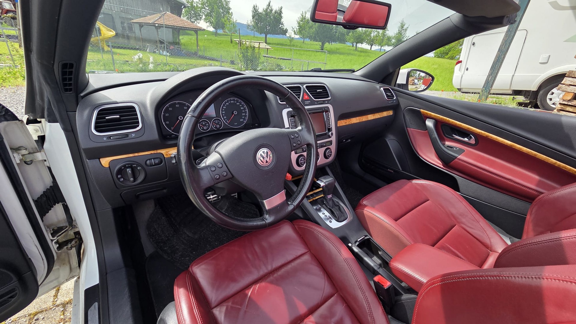 VW Eos 2.0 FSI Turbo Fashion DSG-image-12