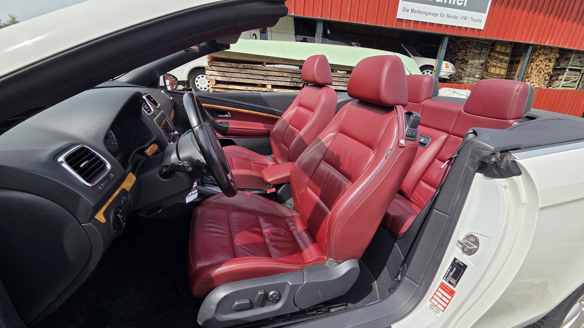 VW Eos 2.0 FSI Turbo Fashion DSG-image-13