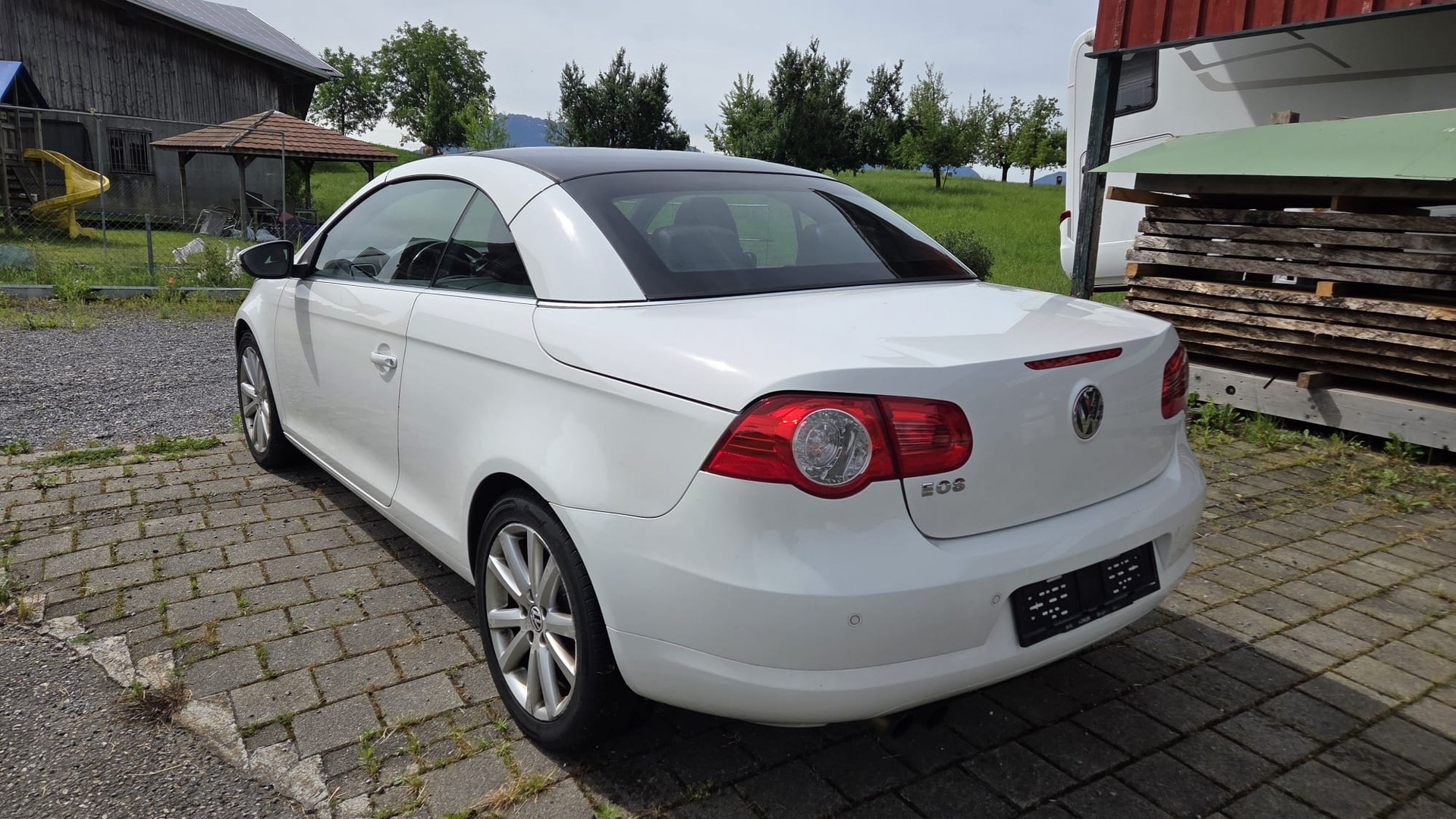 VW Eos 2.0 FSI Turbo Fashion DSG-showroom-element-3
