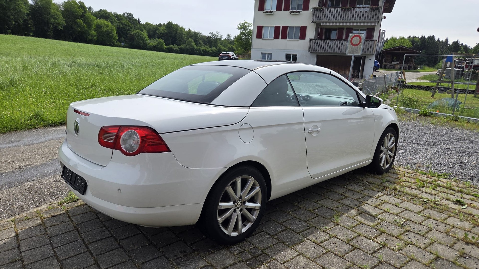 VW Eos 2.0 FSI Turbo Fashion DSG-image-5