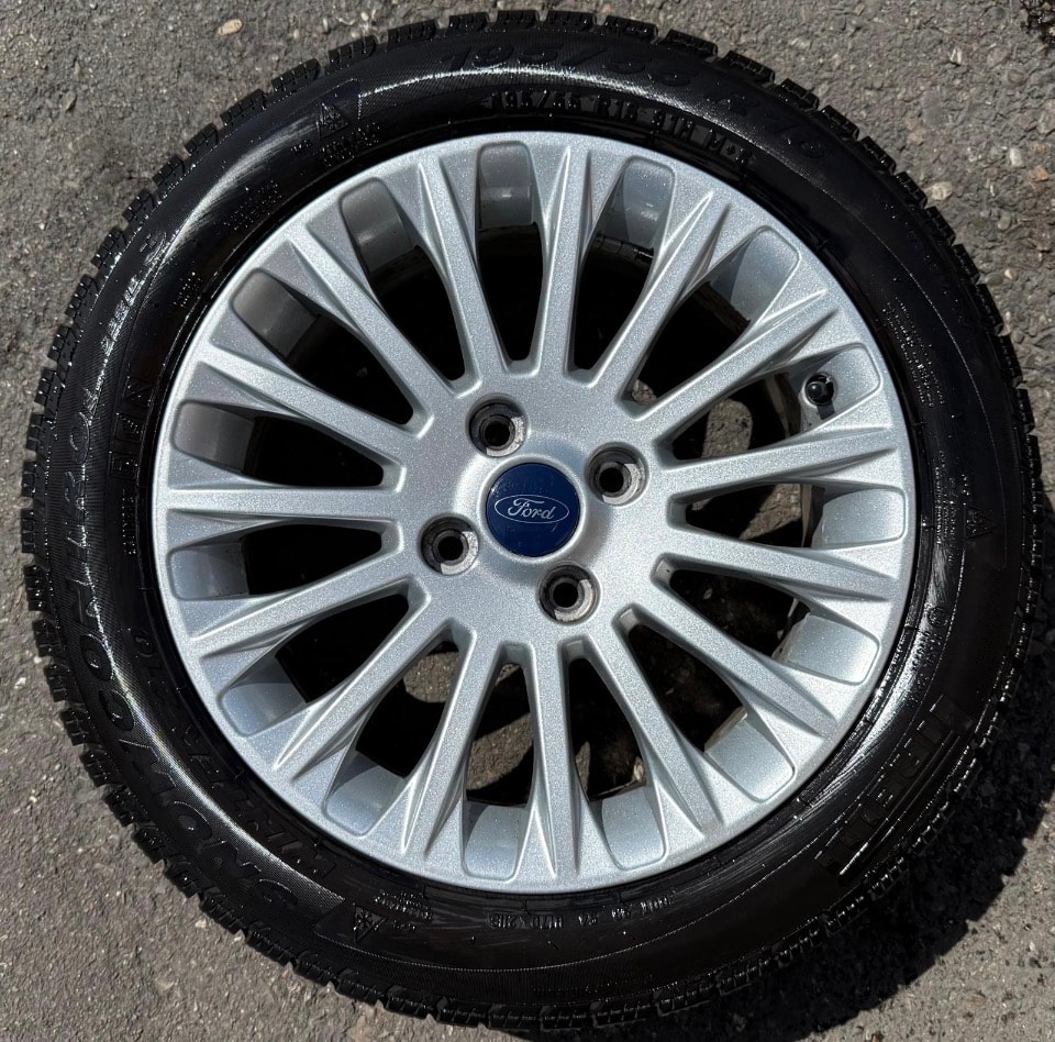 FORD B-Max 1.0 SCTi Titanium-image-26