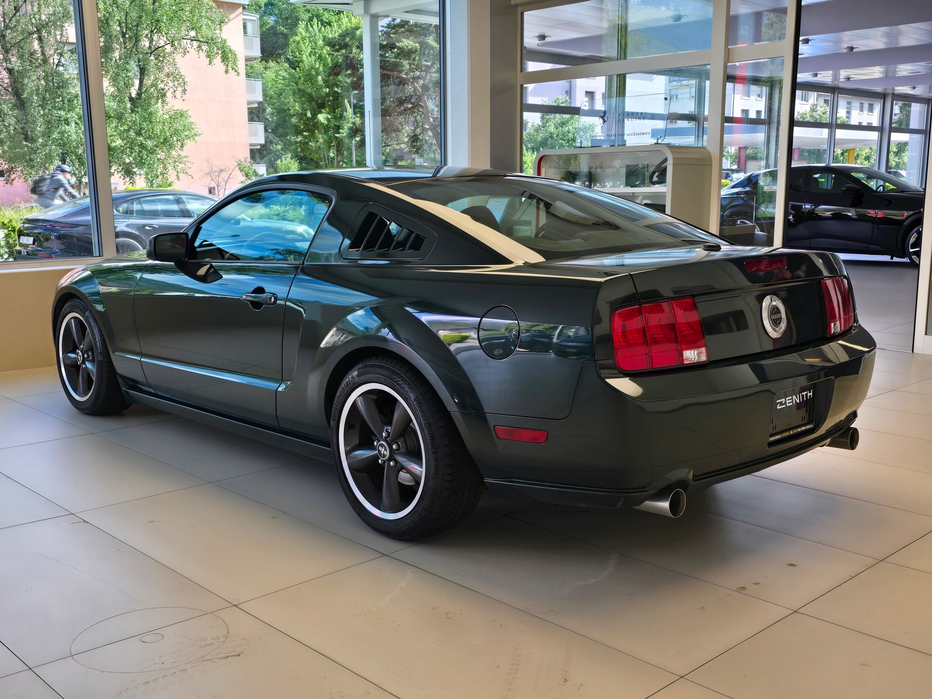 FORD Mustang Bullit-image-6