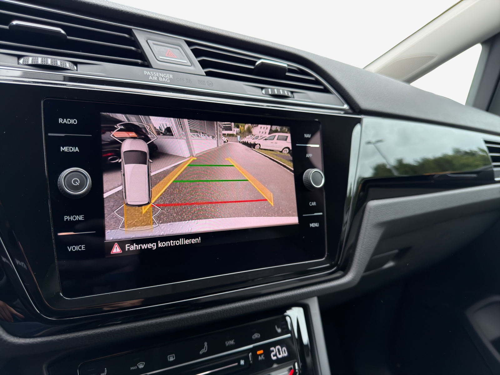 VW Touran 1.5 TSI EVO Comfortline DSG-image-15