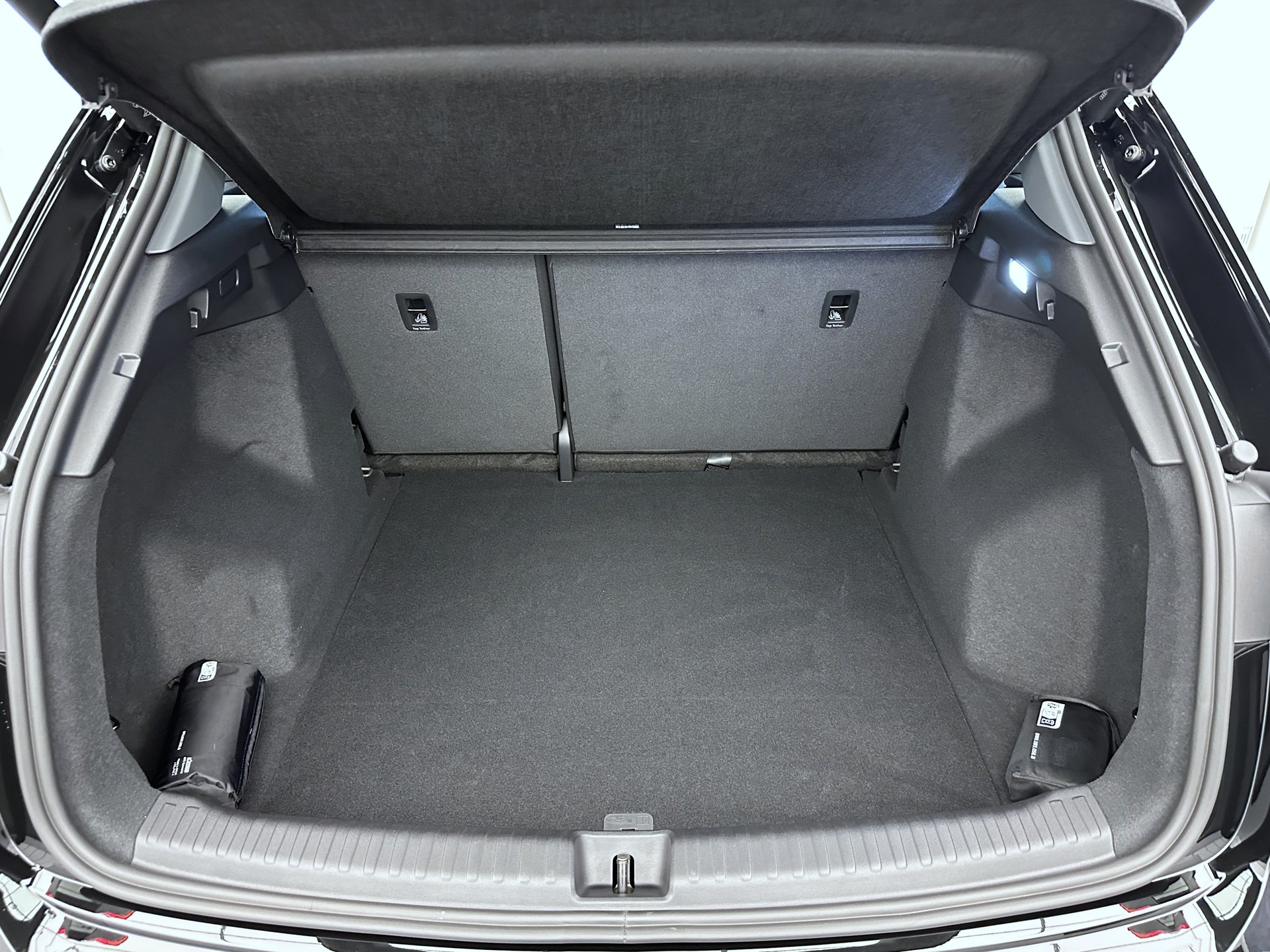 AUDI Q4 e-tron 45 Attraction quattro-image-21