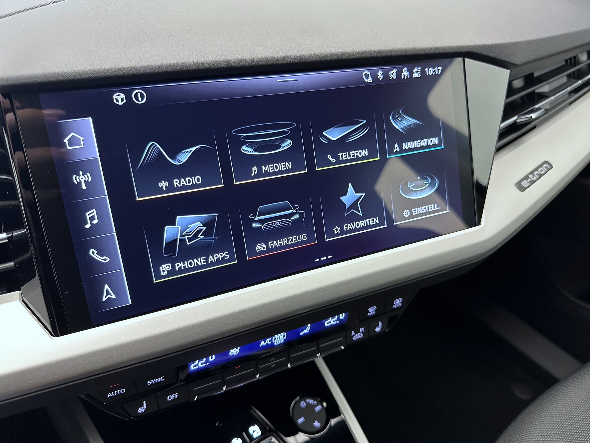 AUDI Q4 e-tron 45 Attraction quattro-image-15