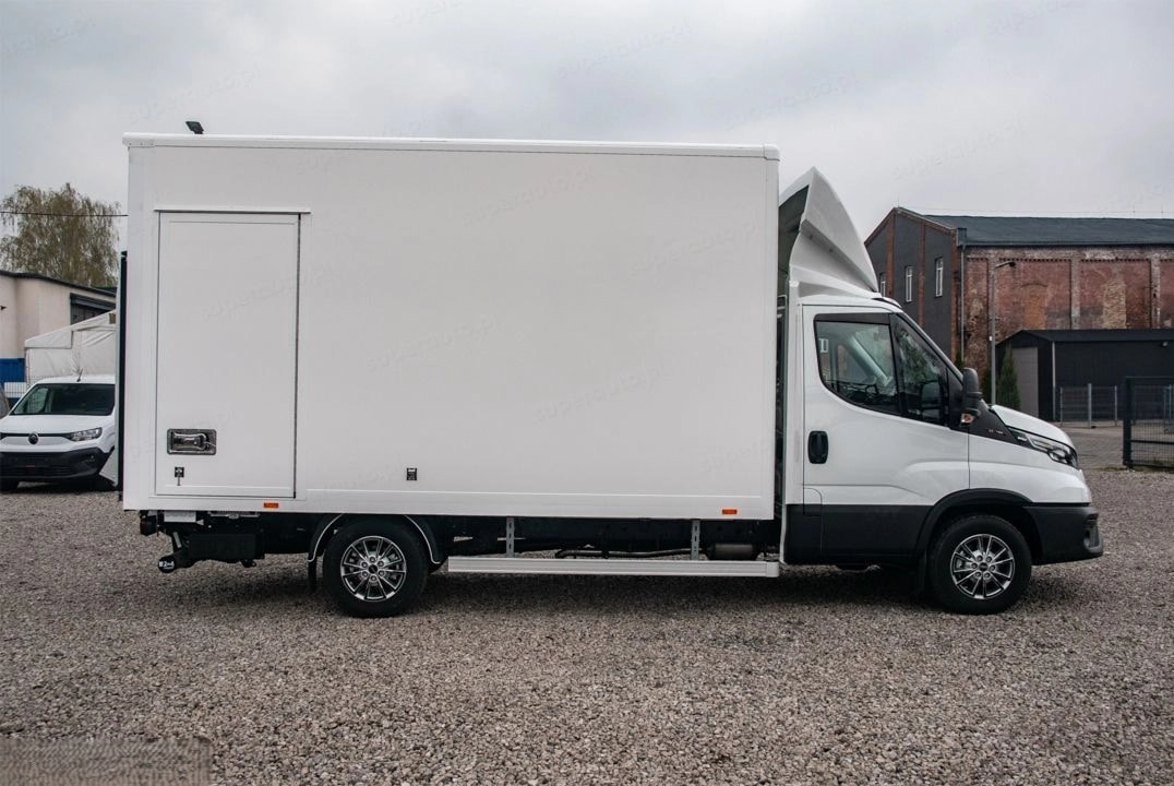 IVECO 35 S 18H V Kofferumbau-image-3