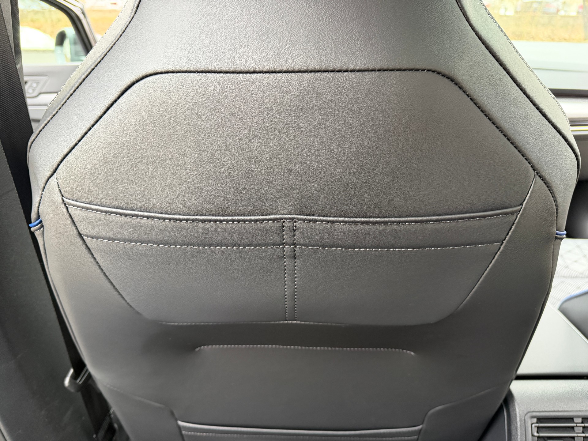 VW Golf 2.0 TSI R-Line DSG 4 Motion-image-14