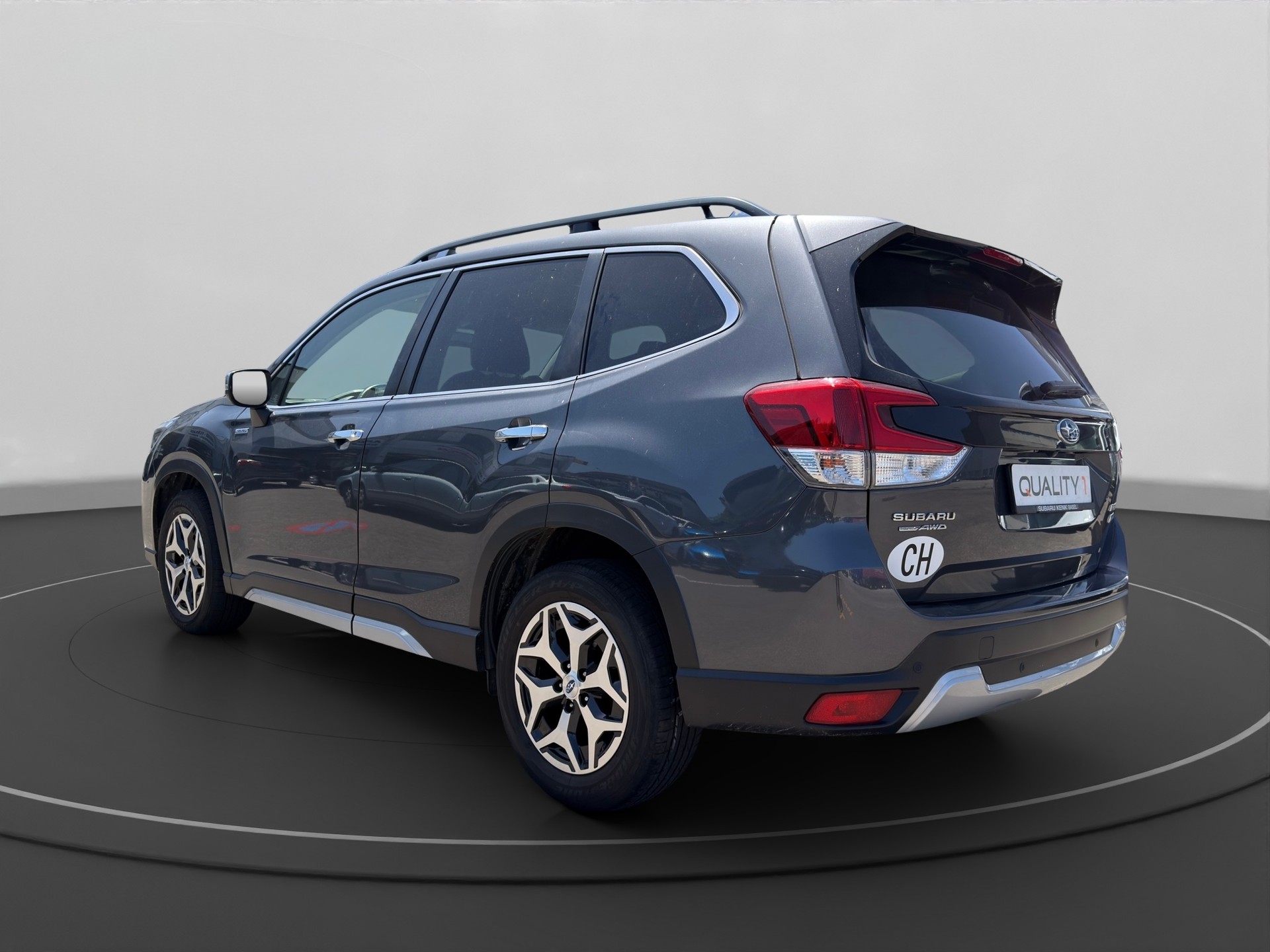 SUBARU Forester 2.0i e-Boxer Luxury Lineartronic-image-2