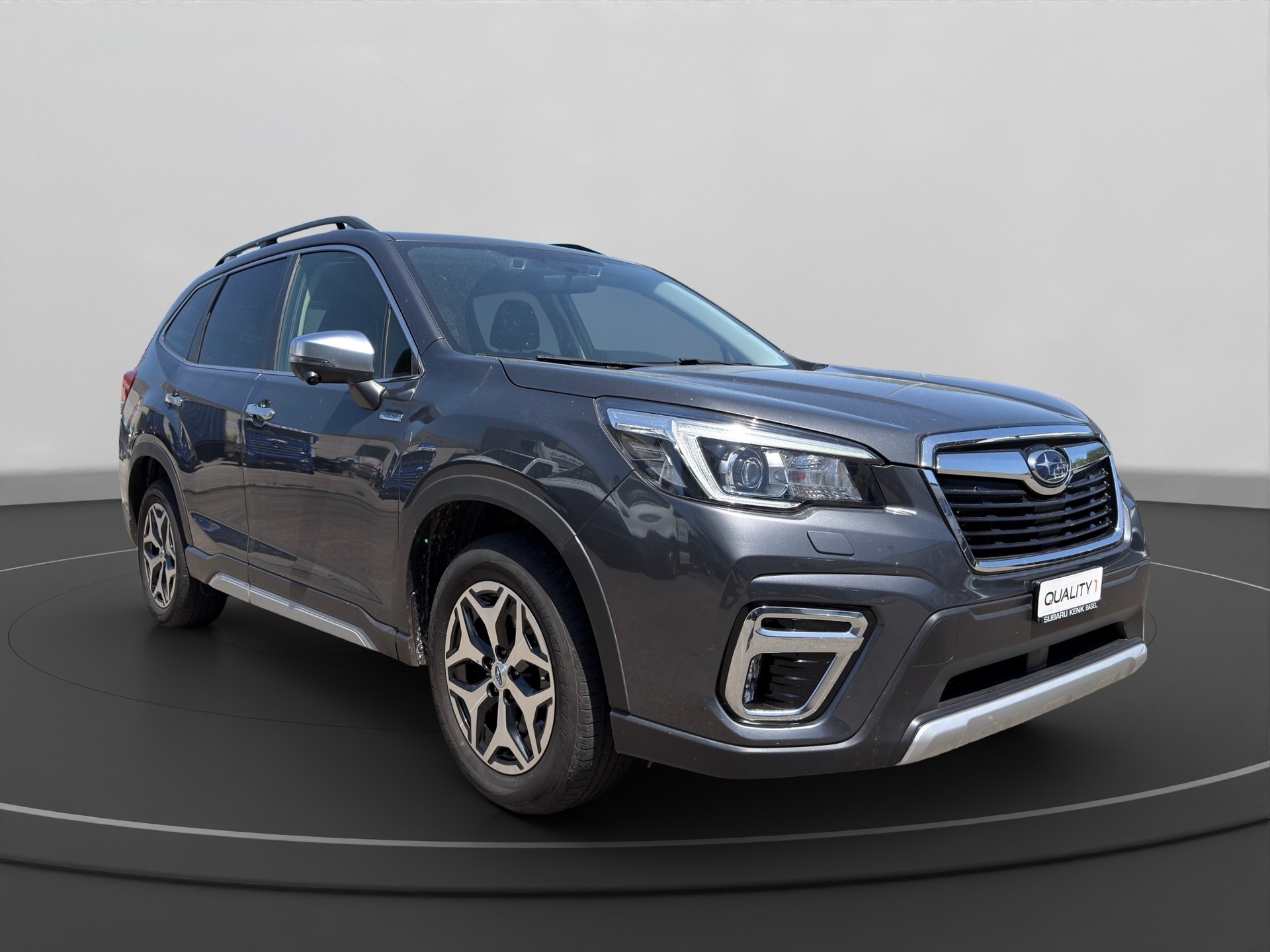 SUBARU Forester 2.0i e-Boxer Luxury Lineartronic-image-6