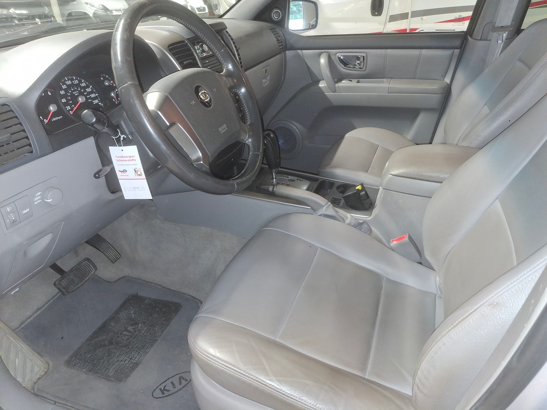 KIA Sorento 2.5 CRDI Executive-image-6