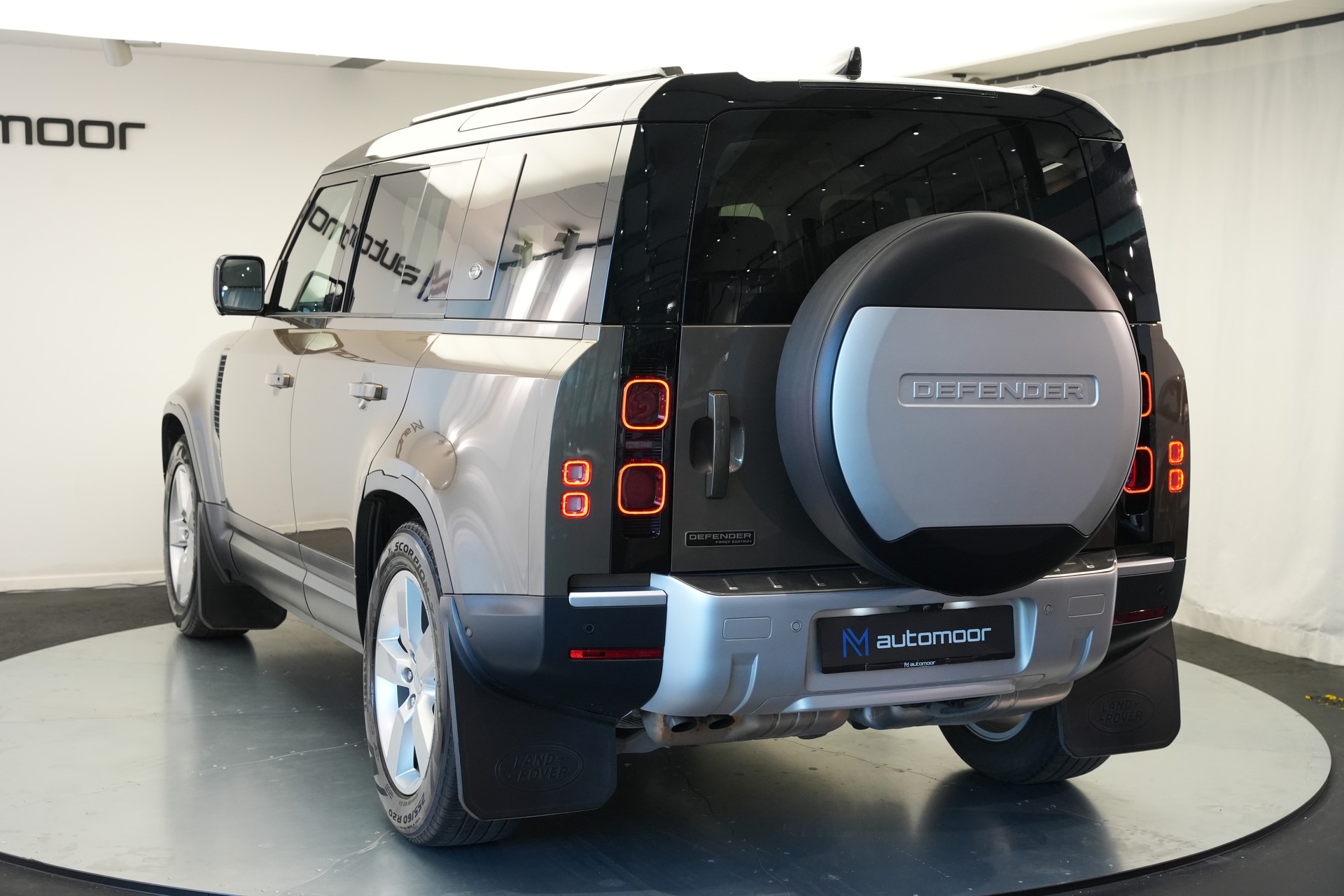 LAND ROVER Defender 110 D240 SD4 First Edition AT8 *CH-Fahrzeug*-image-38