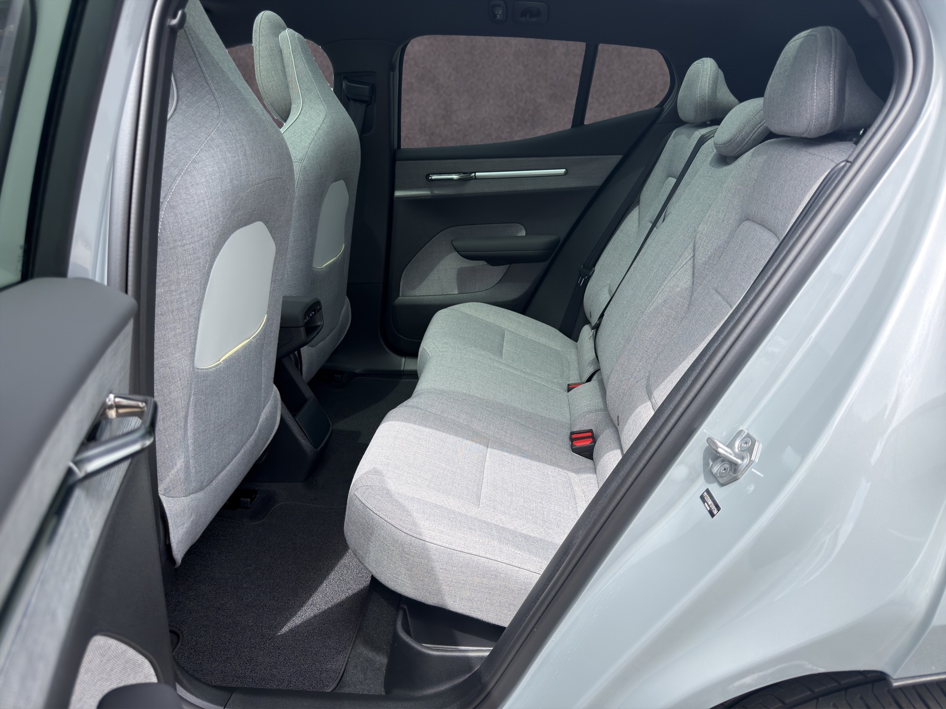 VOLVO EX30 E60 Twin Ultra Performance AWD-image-9