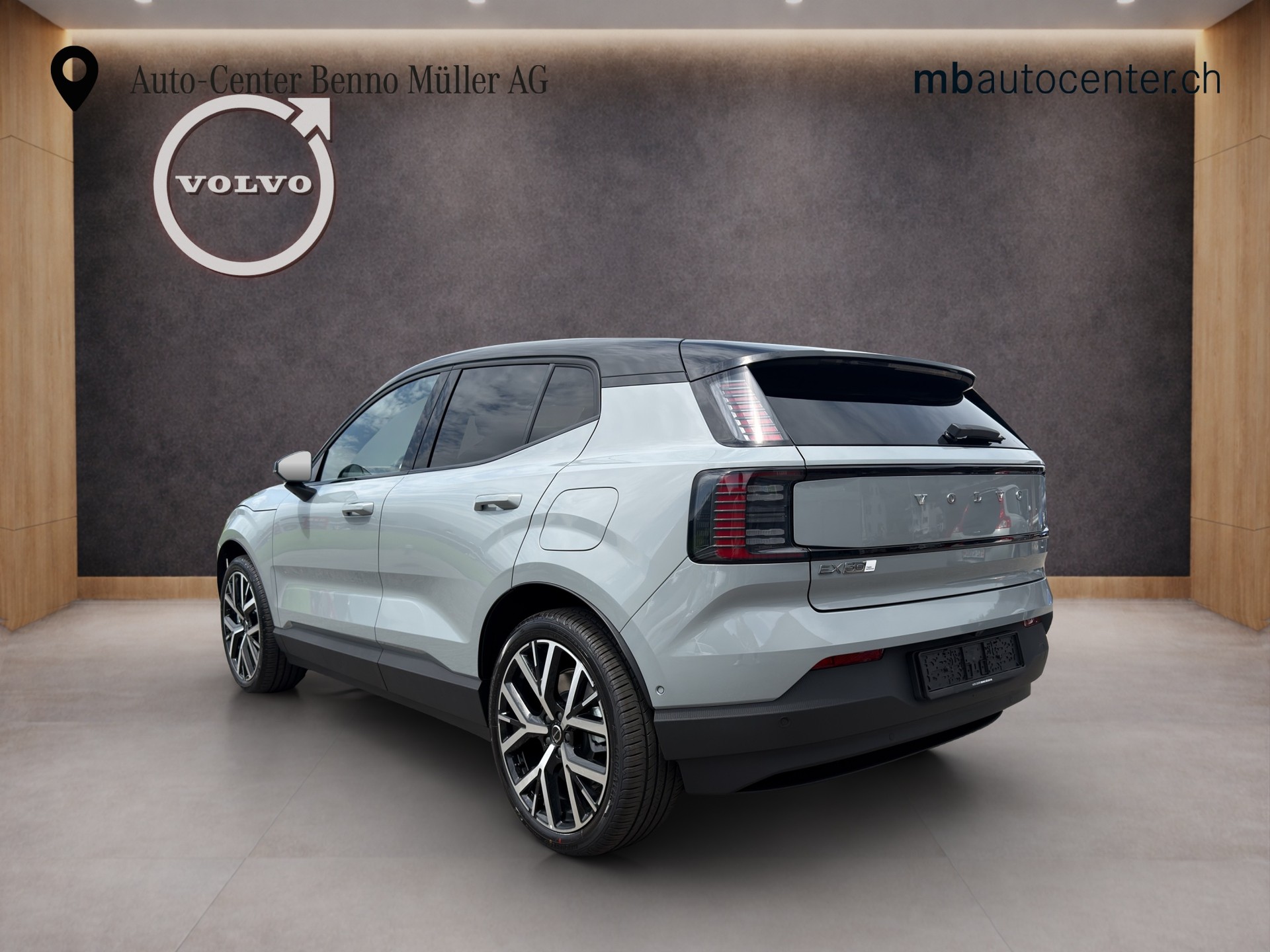 VOLVO EX30 E60 Twin Ultra Performance AWD-image-2