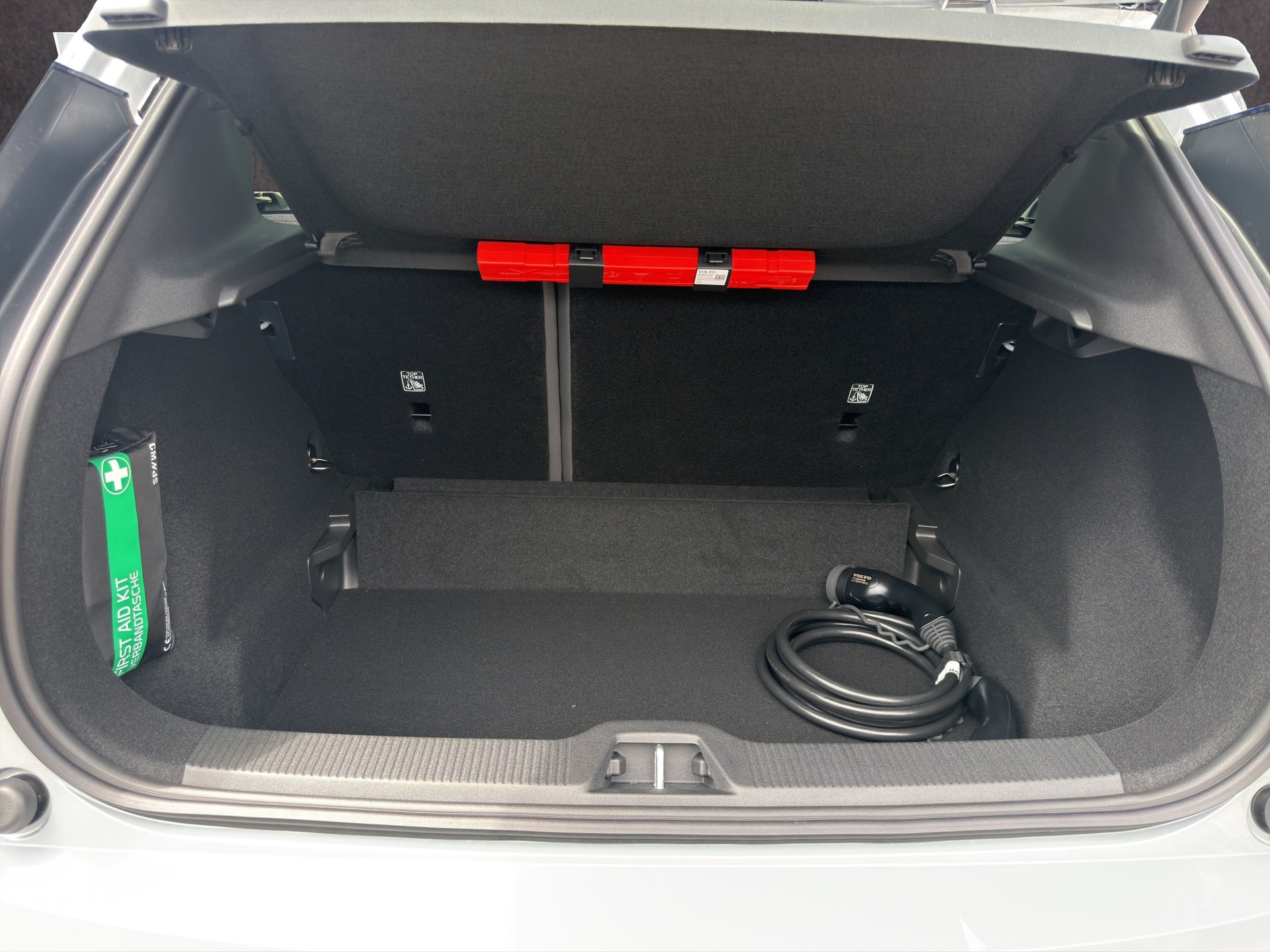 VOLVO EX30 E60 Twin Ultra Performance AWD-image-18