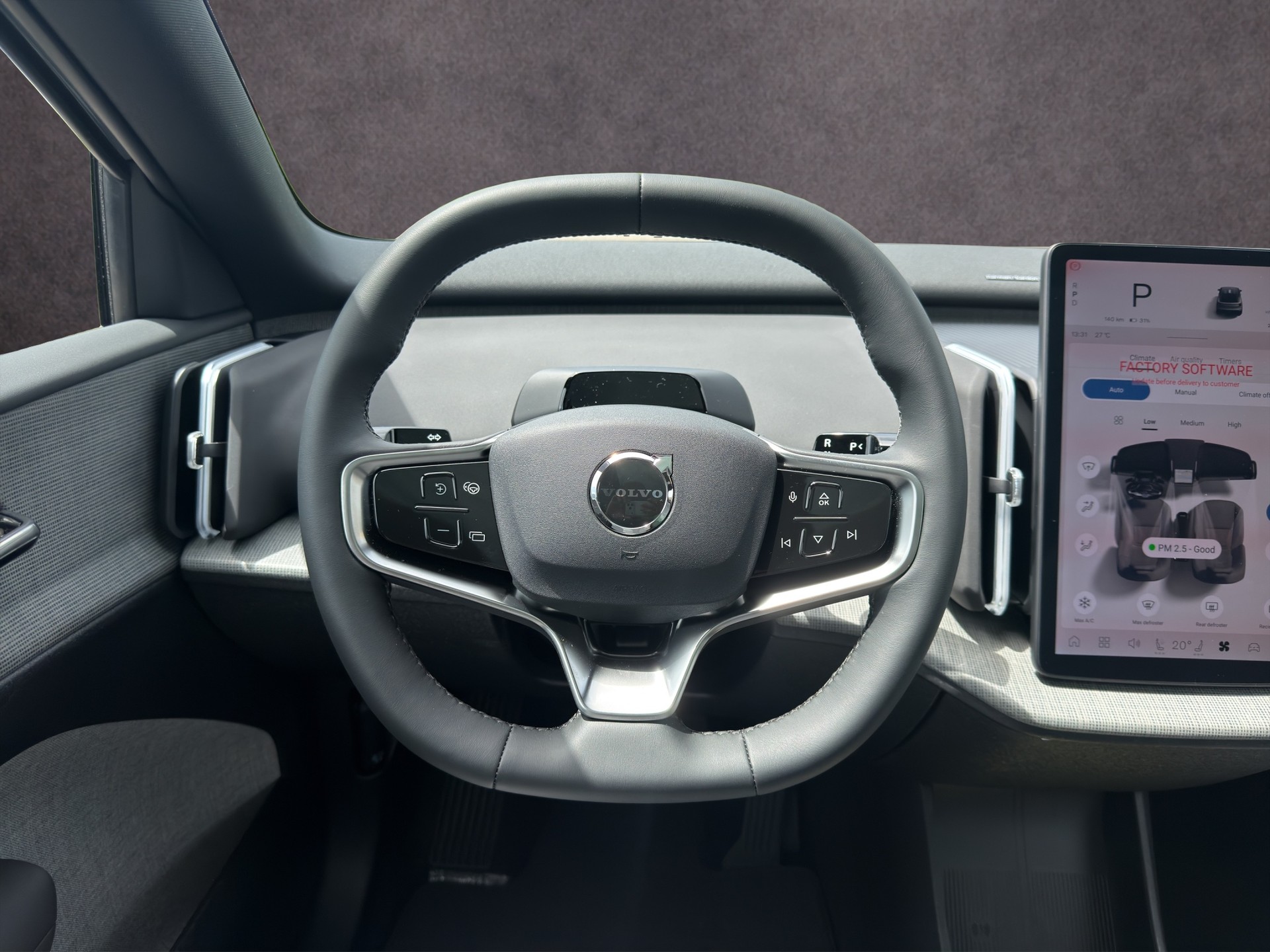 VOLVO EX30 E60 Twin Ultra Performance AWD-image-12