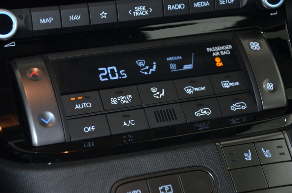 HYUNDAI Inster 49kWh Premium-image-23
