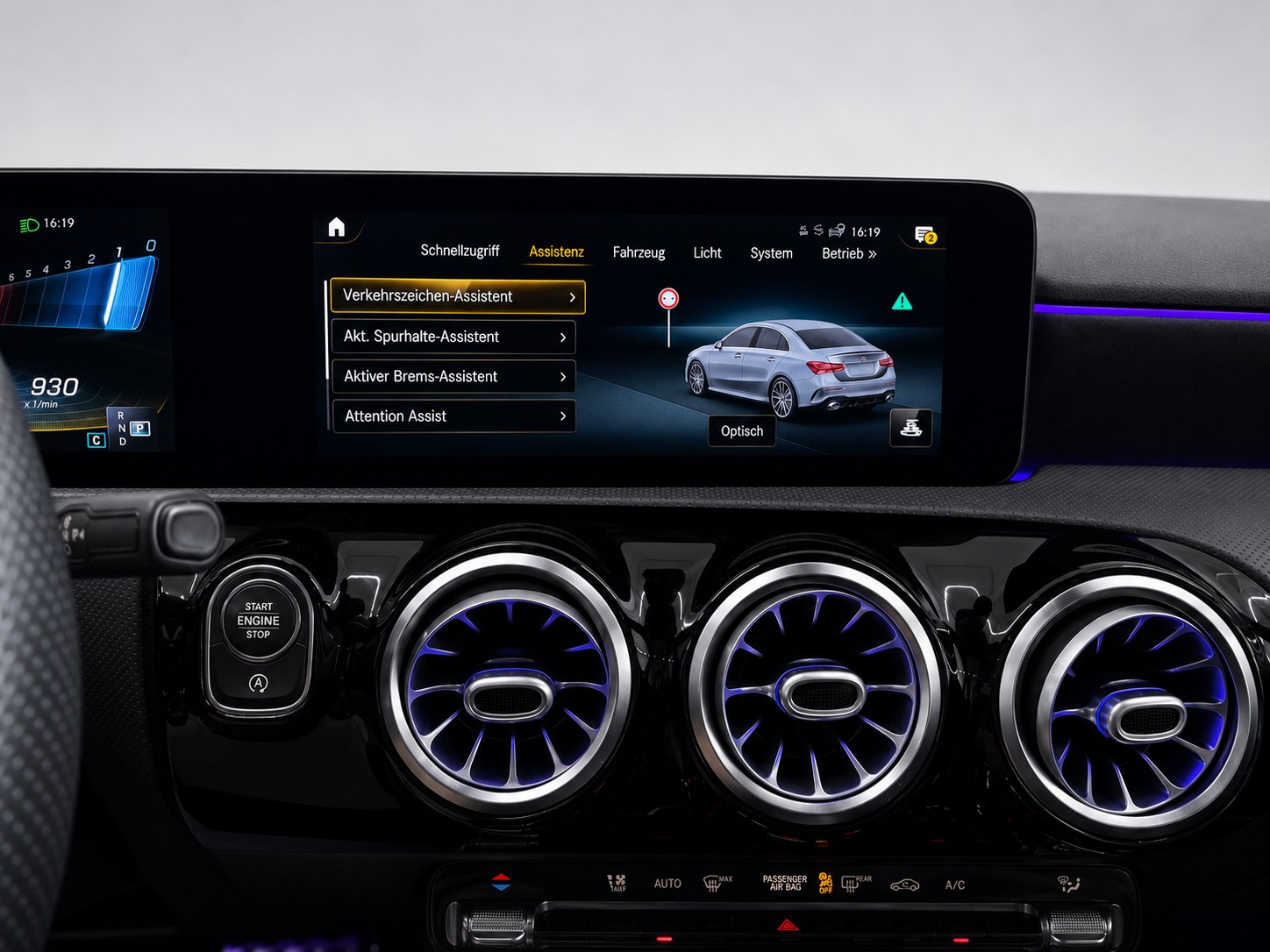 MERCEDES-BENZ A 35 AMG 4Matic Speedshift-image-20