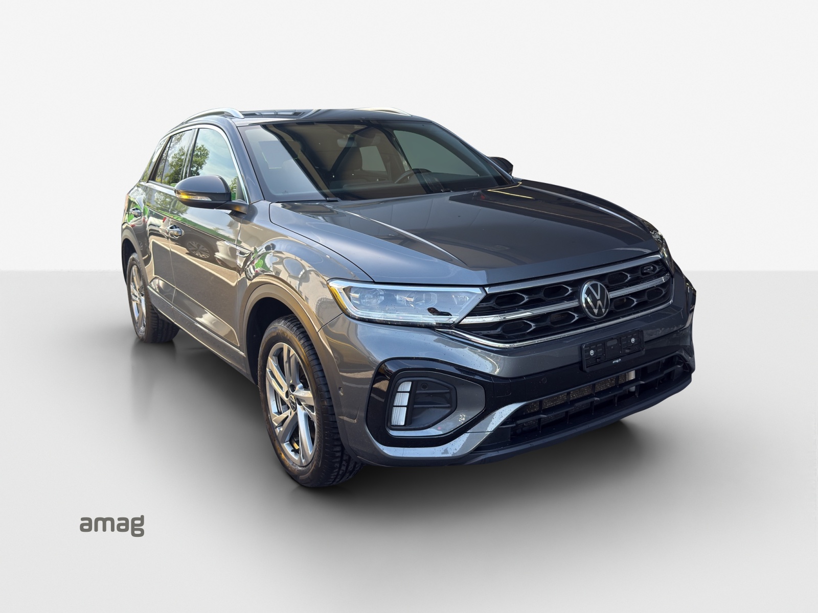 VW T-Roc 2.0 TSI R-Line DSG 4Motion-image-5