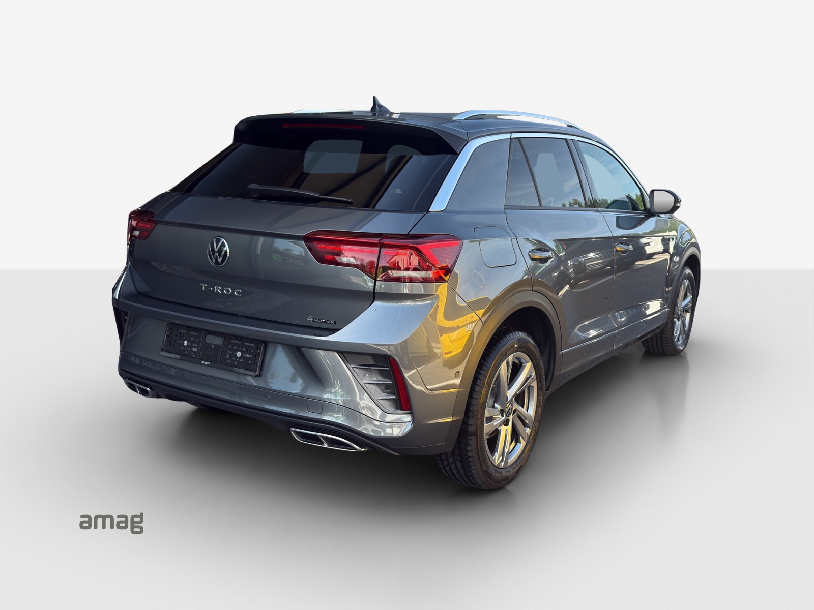 VW T-Roc 2.0 TSI R-Line DSG 4Motion-image-4