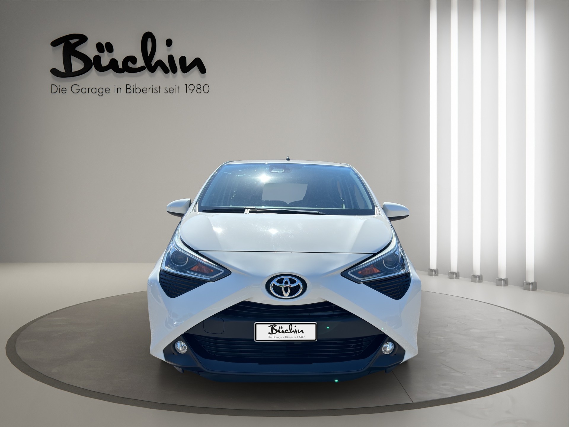 TOYOTA Aygo 1.0 VVT-i Trend X-shift-image-1