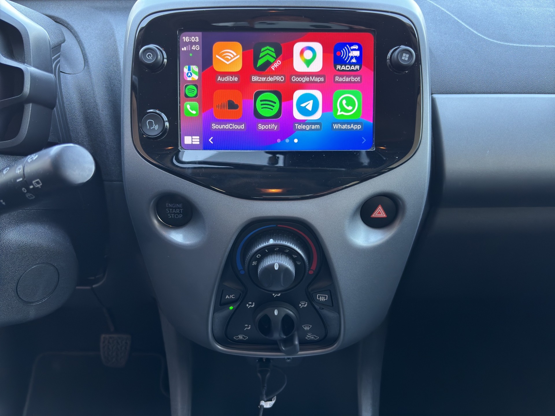 TOYOTA Aygo 1.0 VVT-i Trend X-shift-image-29
