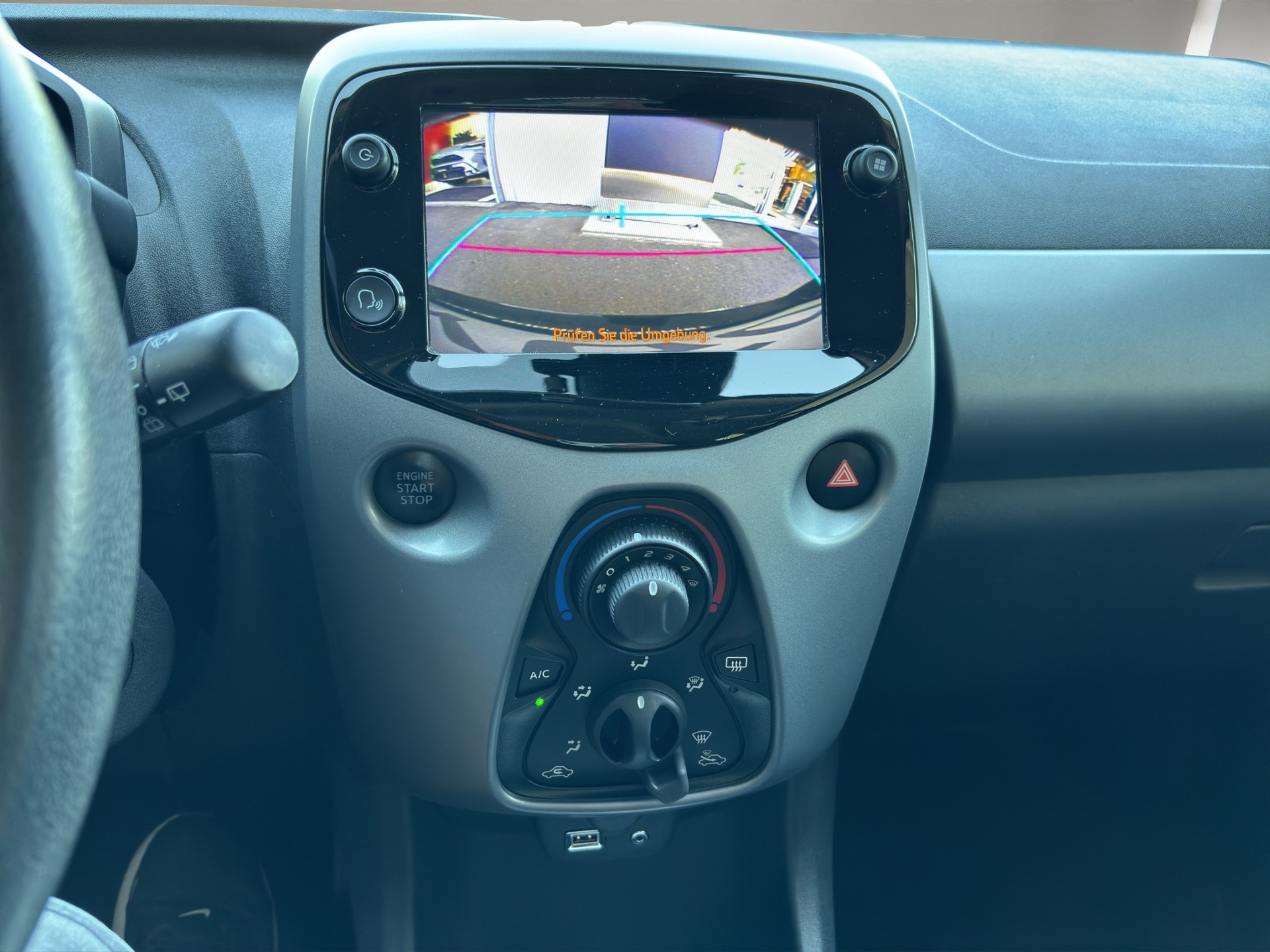 TOYOTA Aygo 1.0 VVT-i Trend X-shift-image-14