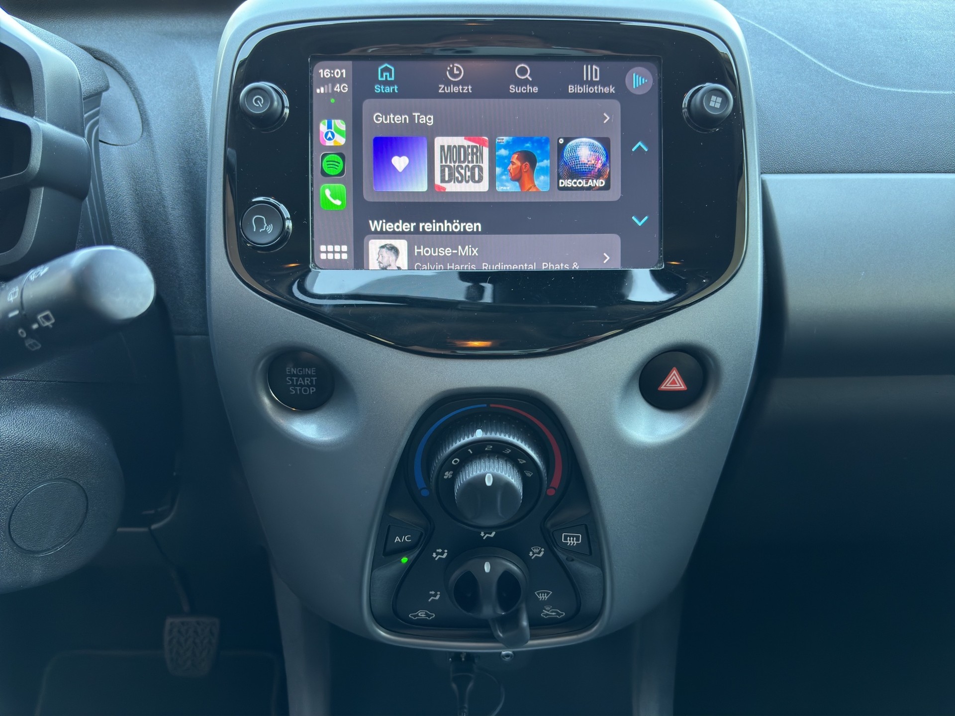 TOYOTA Aygo 1.0 VVT-i Trend X-shift-image-27
