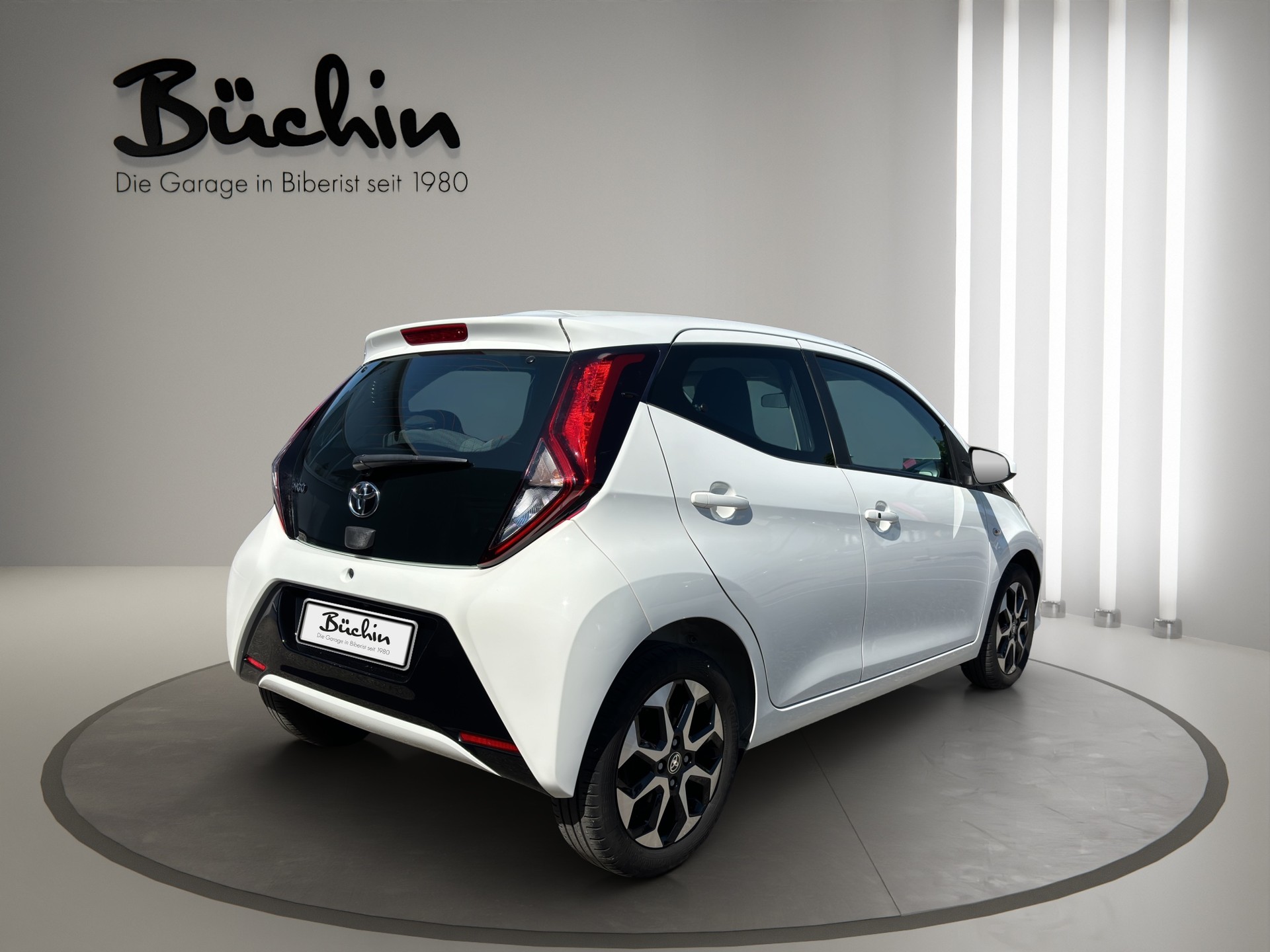 TOYOTA Aygo 1.0 VVT-i Trend X-shift-image-6
