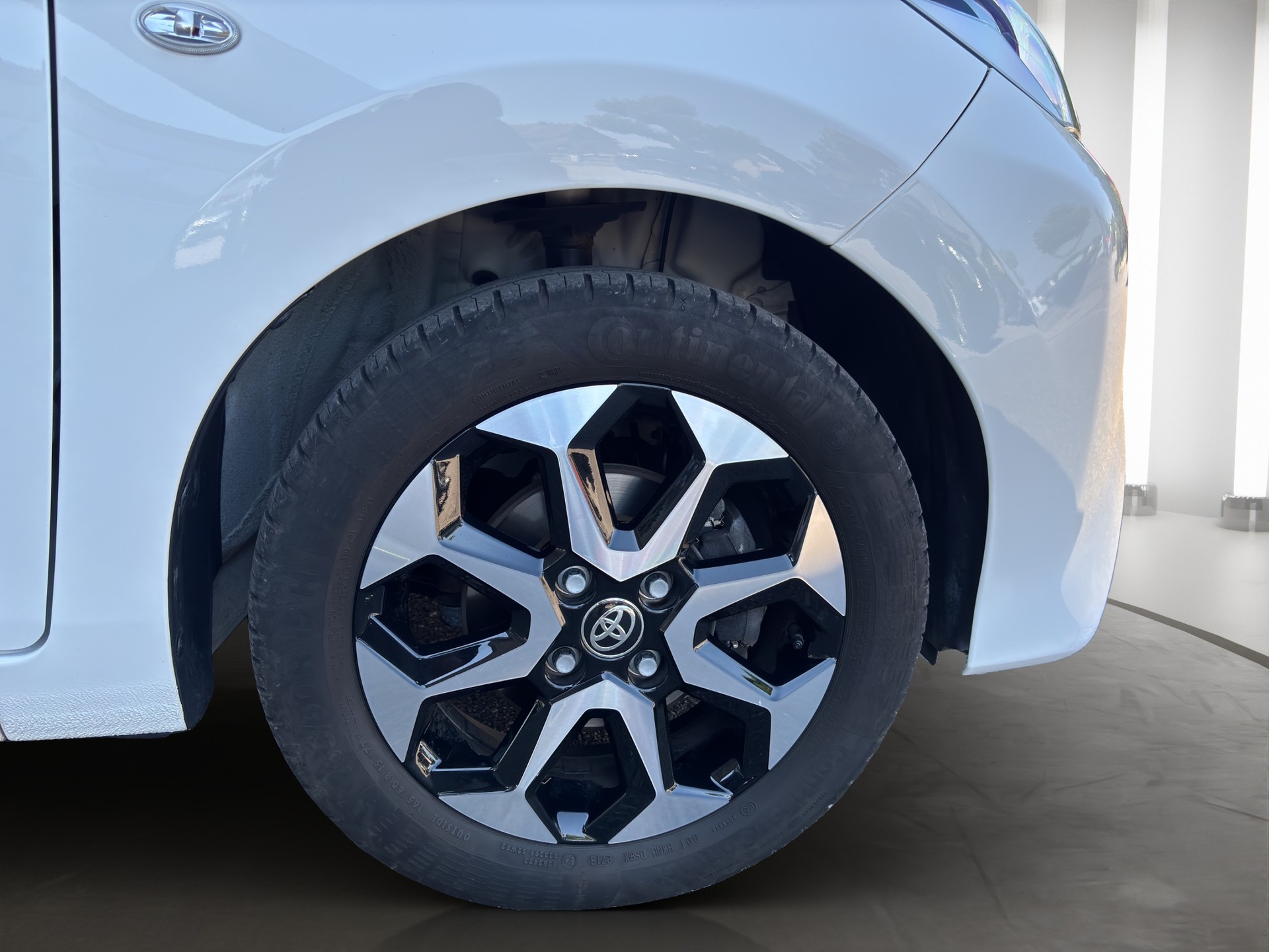 TOYOTA Aygo 1.0 VVT-i Trend X-shift-image-19