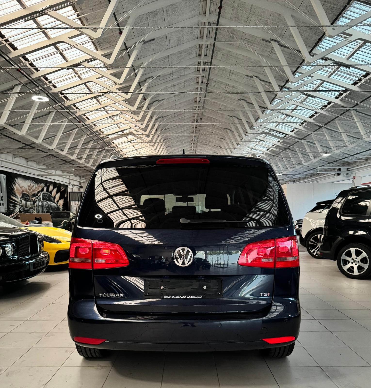 VW Touran 1.4 TSI Design DSG-image-11