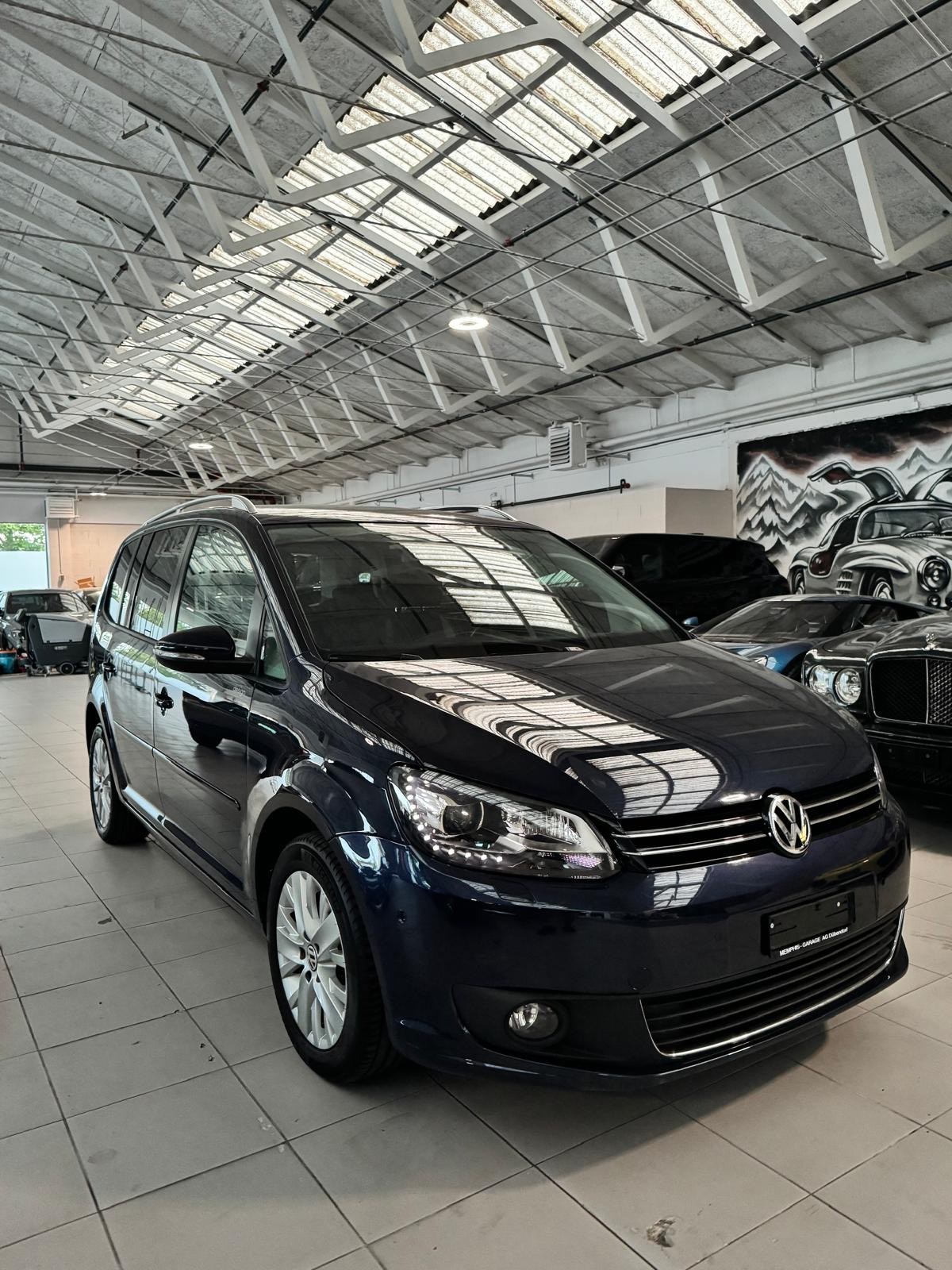 VW Touran 1.4 TSI Design DSG-showroom-element-1