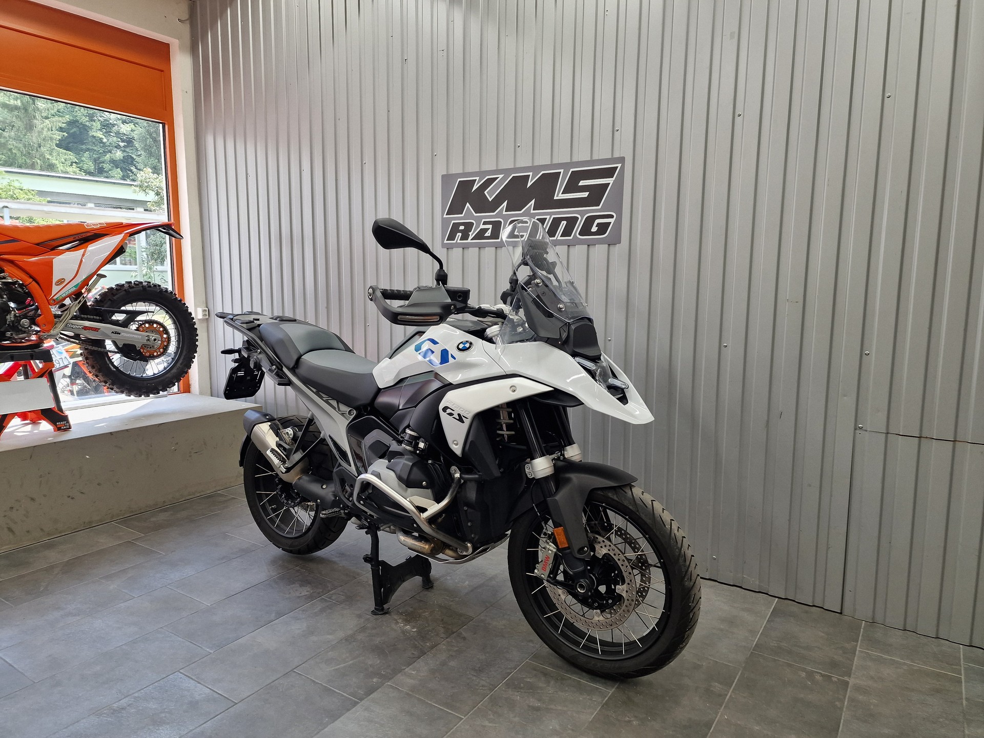BMW R 1300 GS-showroom-element-1