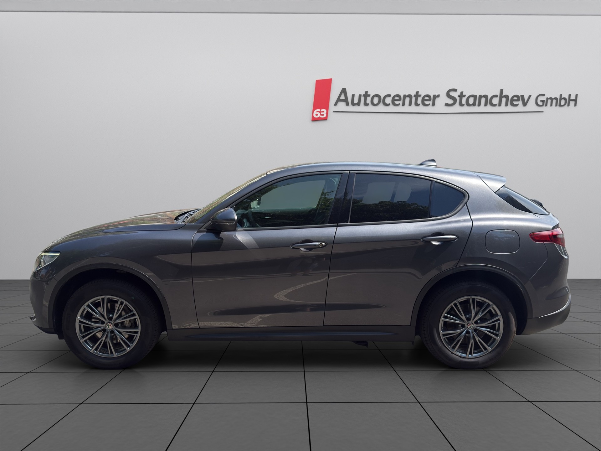ALFA ROMEO Stelvio 2.0 Super Q4 Automatic-image-2
