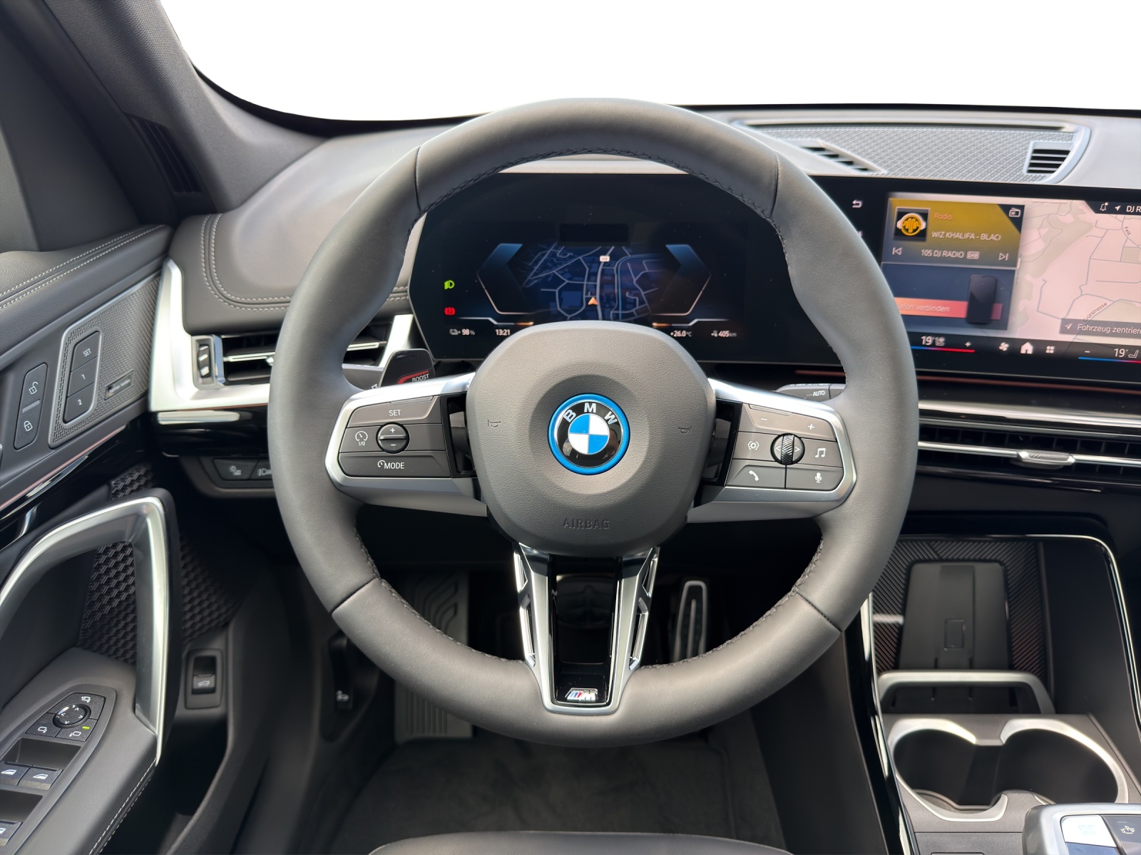 BMW iX1 xDrive 30 M Sport Pro-image-10