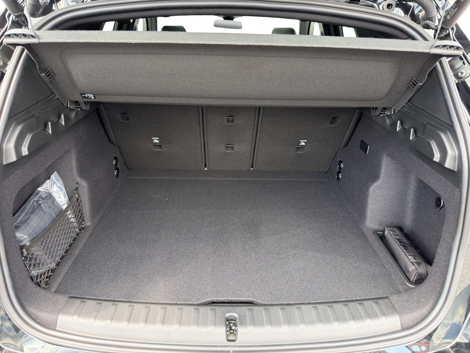 BMW iX1 xDrive 30 M Sport Pro-image-21