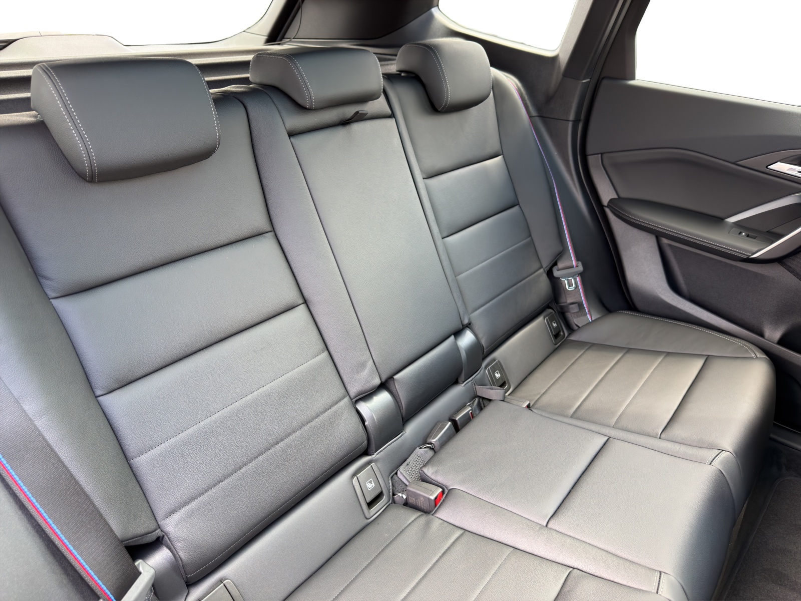 BMW iX1 xDrive 30 M Sport Pro-image-18
