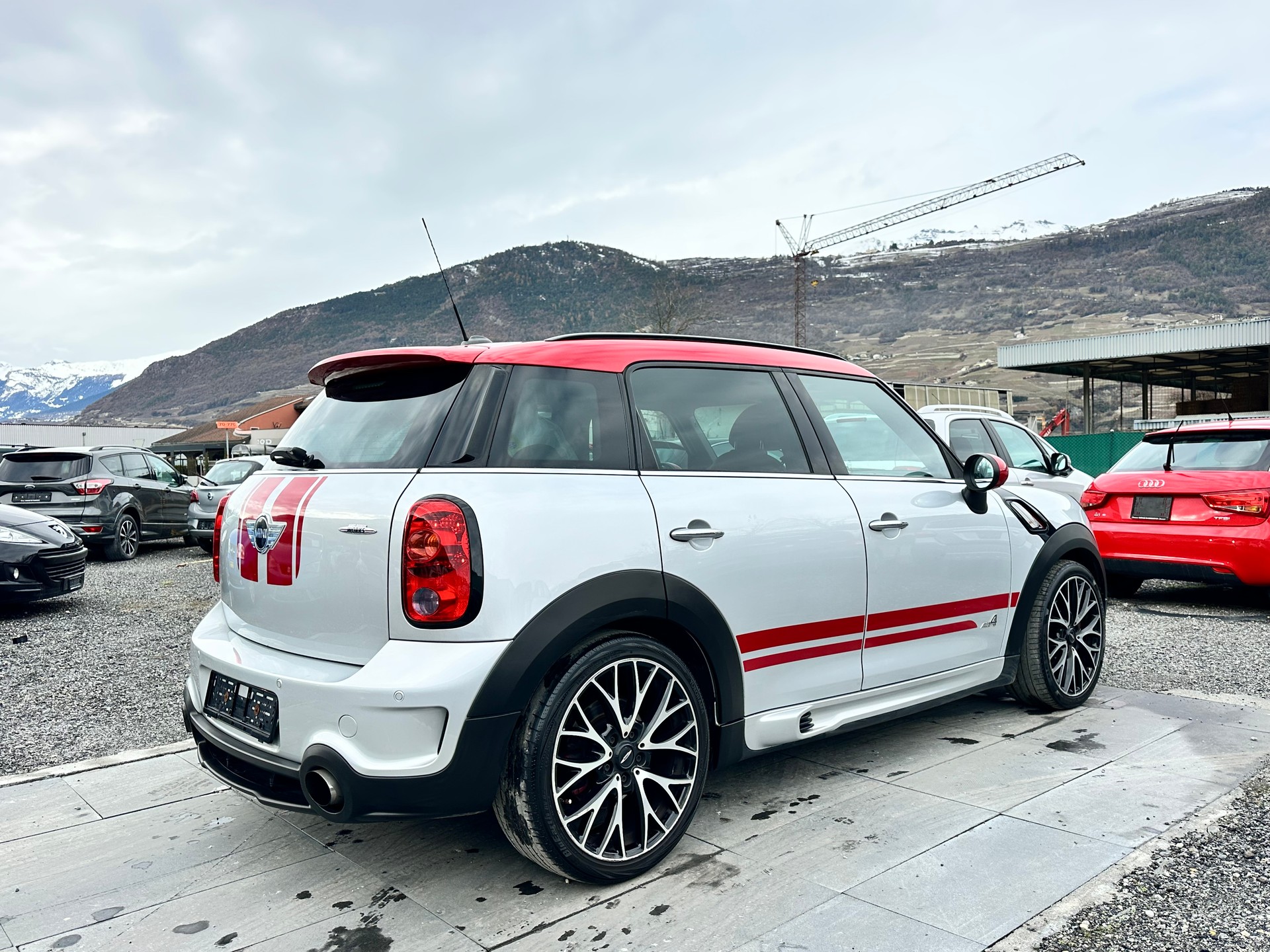 MINI Countryman John Cooper Works ALL4-image-6