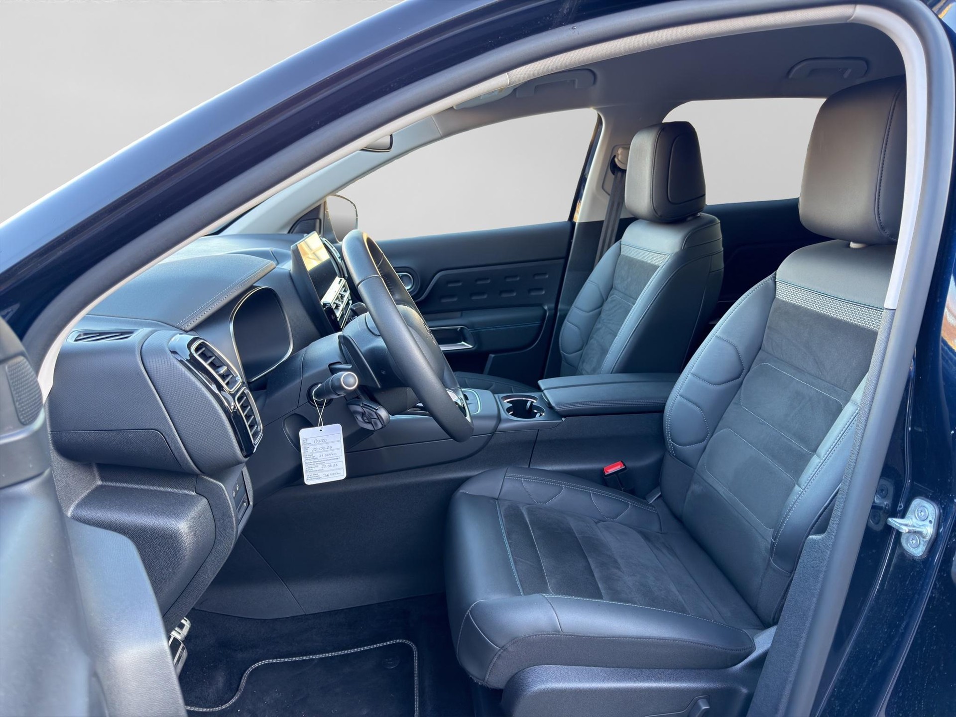 CITROEN C5 Aircross 1.2 Hybrid Shine-image-1