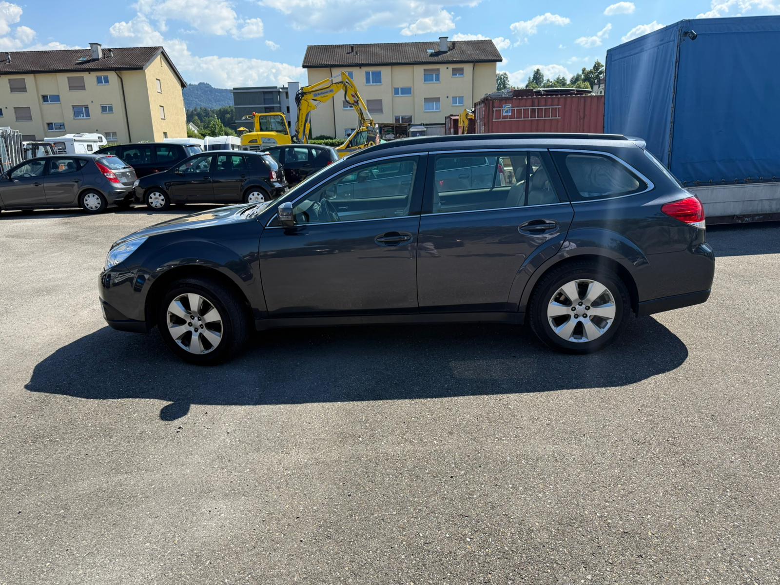 SUBARU Outback 2.5i Swiss AWD Lineartronic-image-7