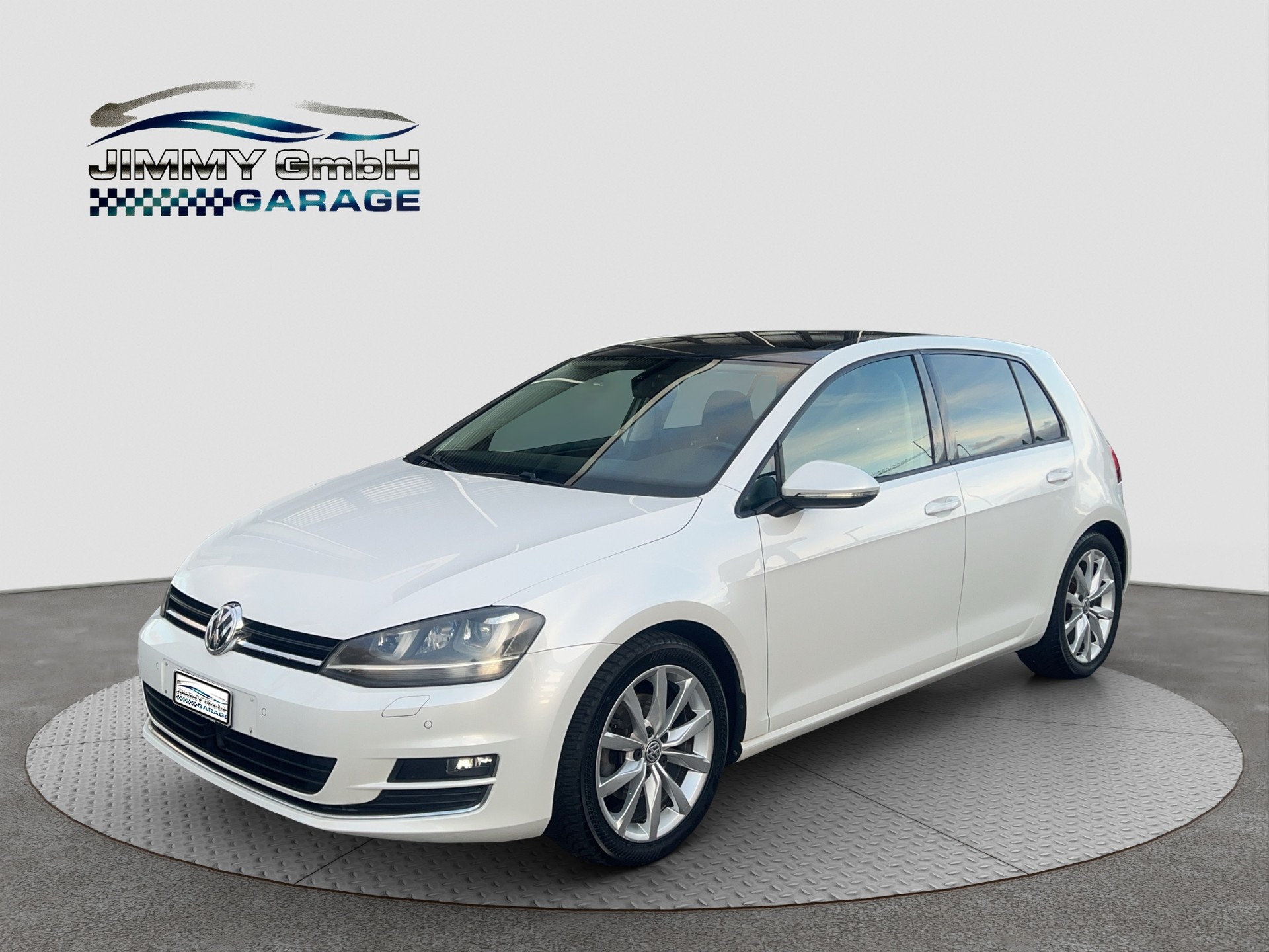 VW Golf 2.0 TDI Highline DSG-image-1