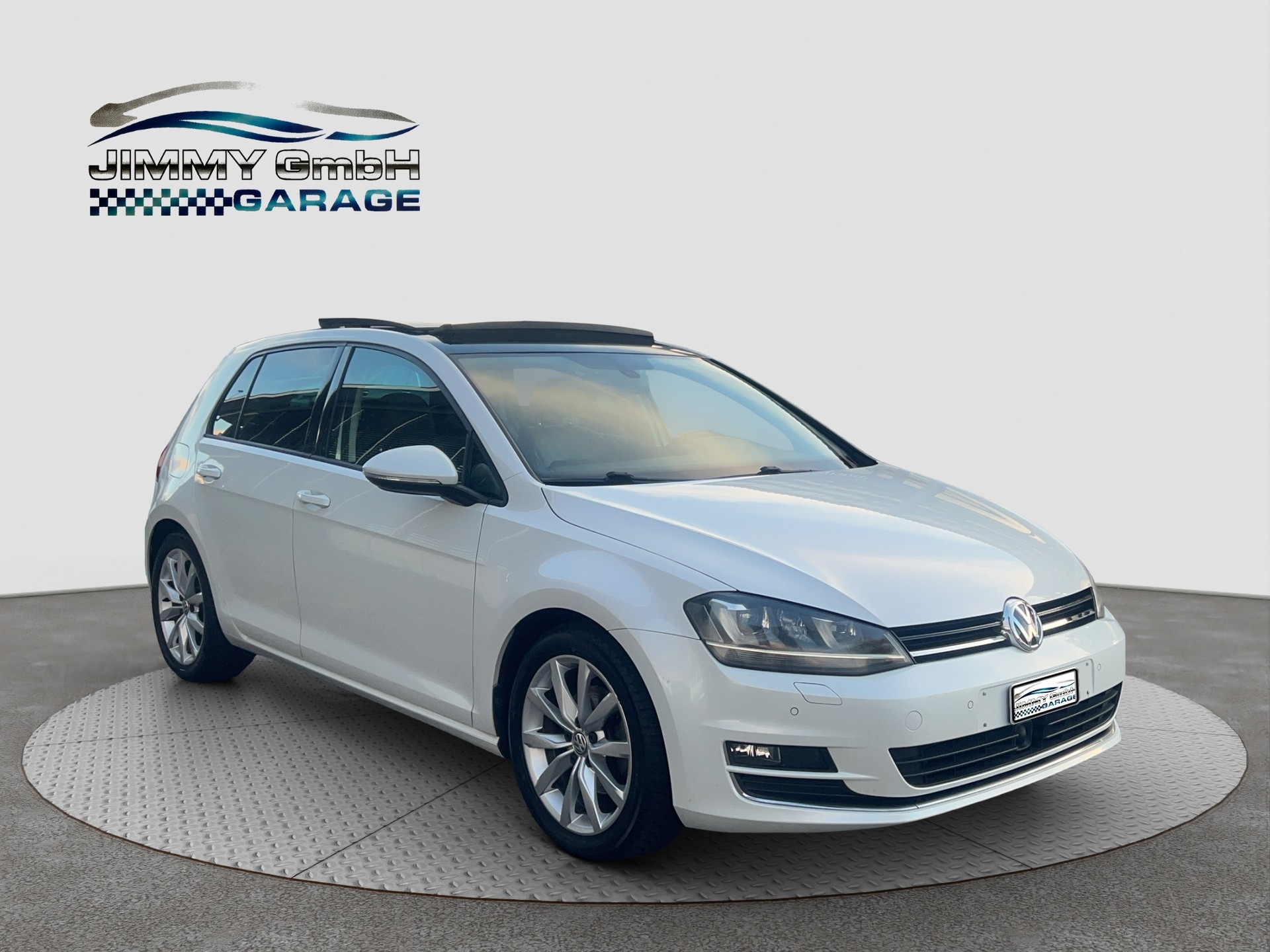 VW Golf 2.0 TDI Highline DSG-image-7