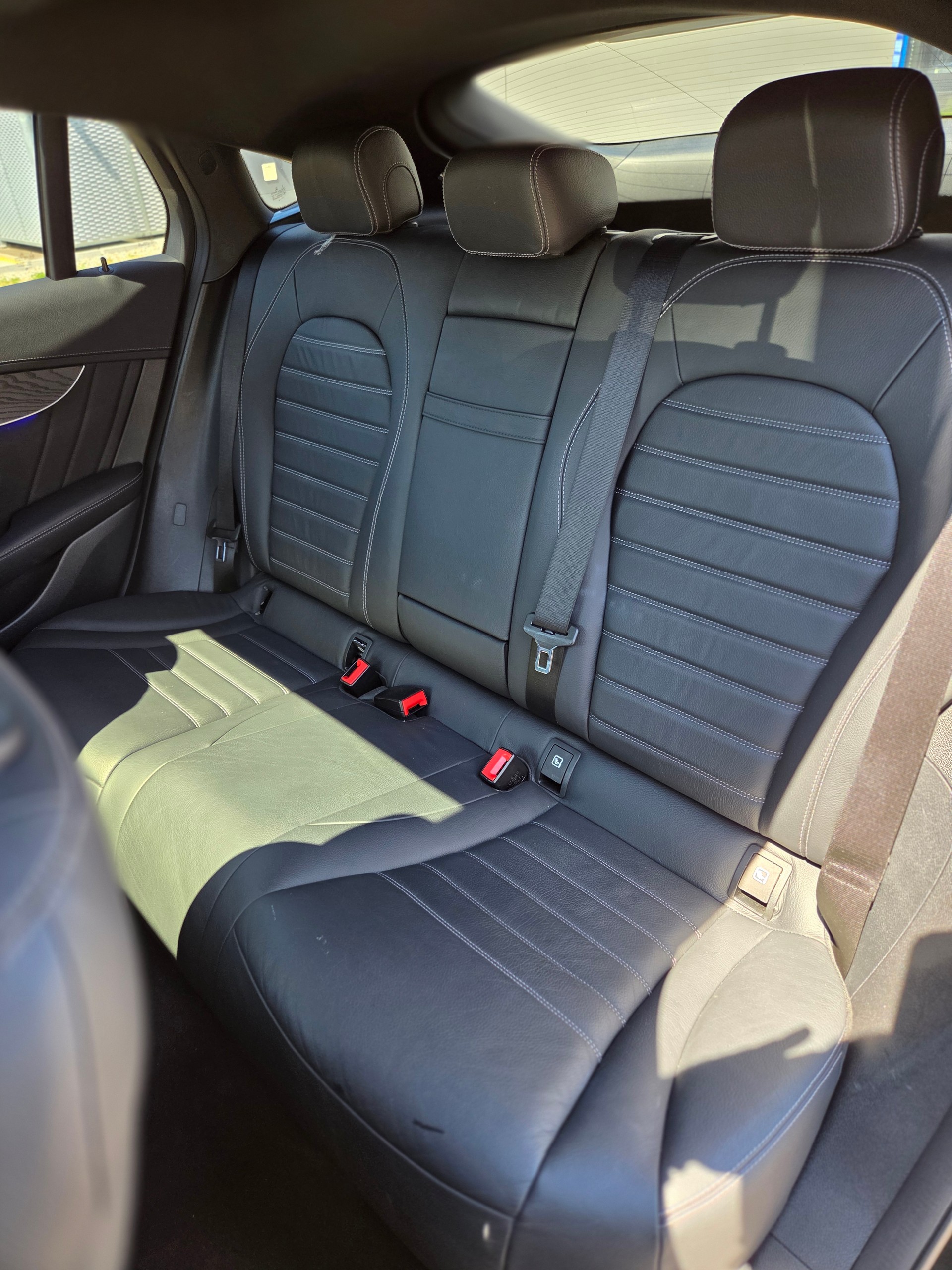 MERCEDES-BENZ GLC Coupé 200 AMG Line 4Matic 9G-Tronic-image-9