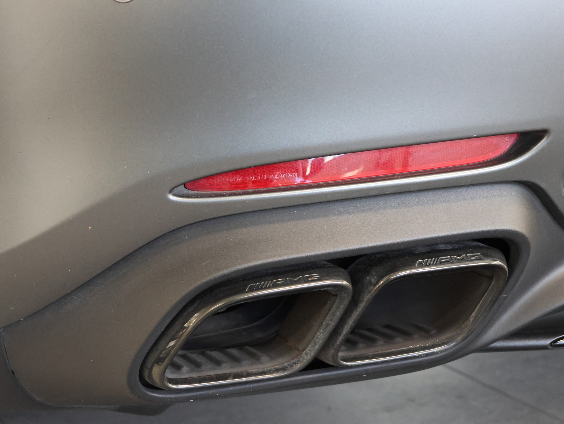 MERCEDES-BENZ AMG GT C Speedshift DCT *Burmester* *360 Kamera* *Panoramadach*-image-24