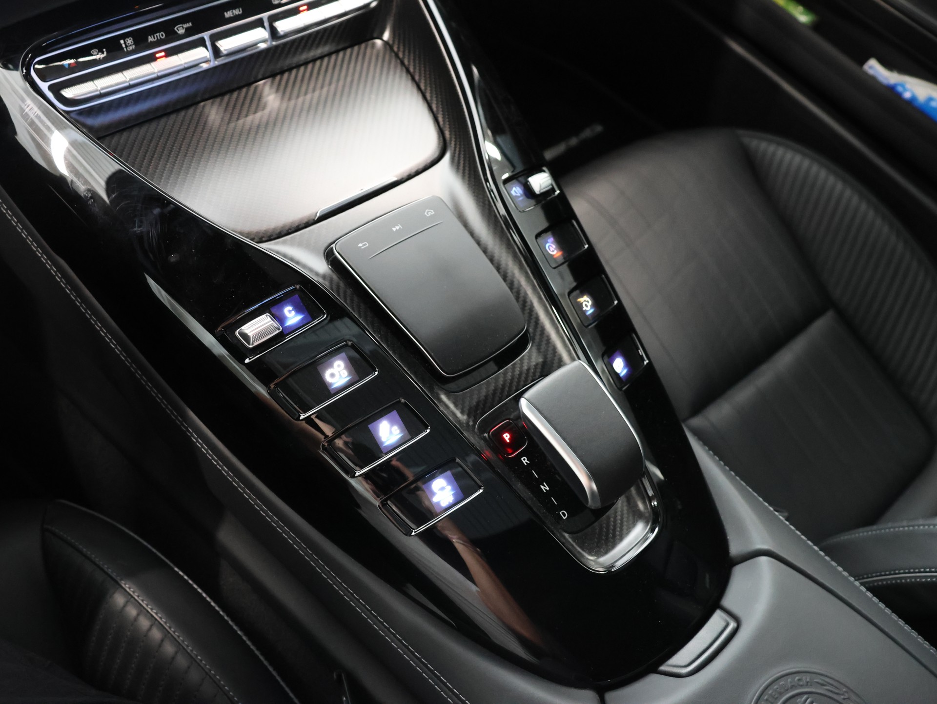 MERCEDES-BENZ AMG GT C Speedshift DCT *Burmester* *360 Kamera* *Panoramadach*-image-18